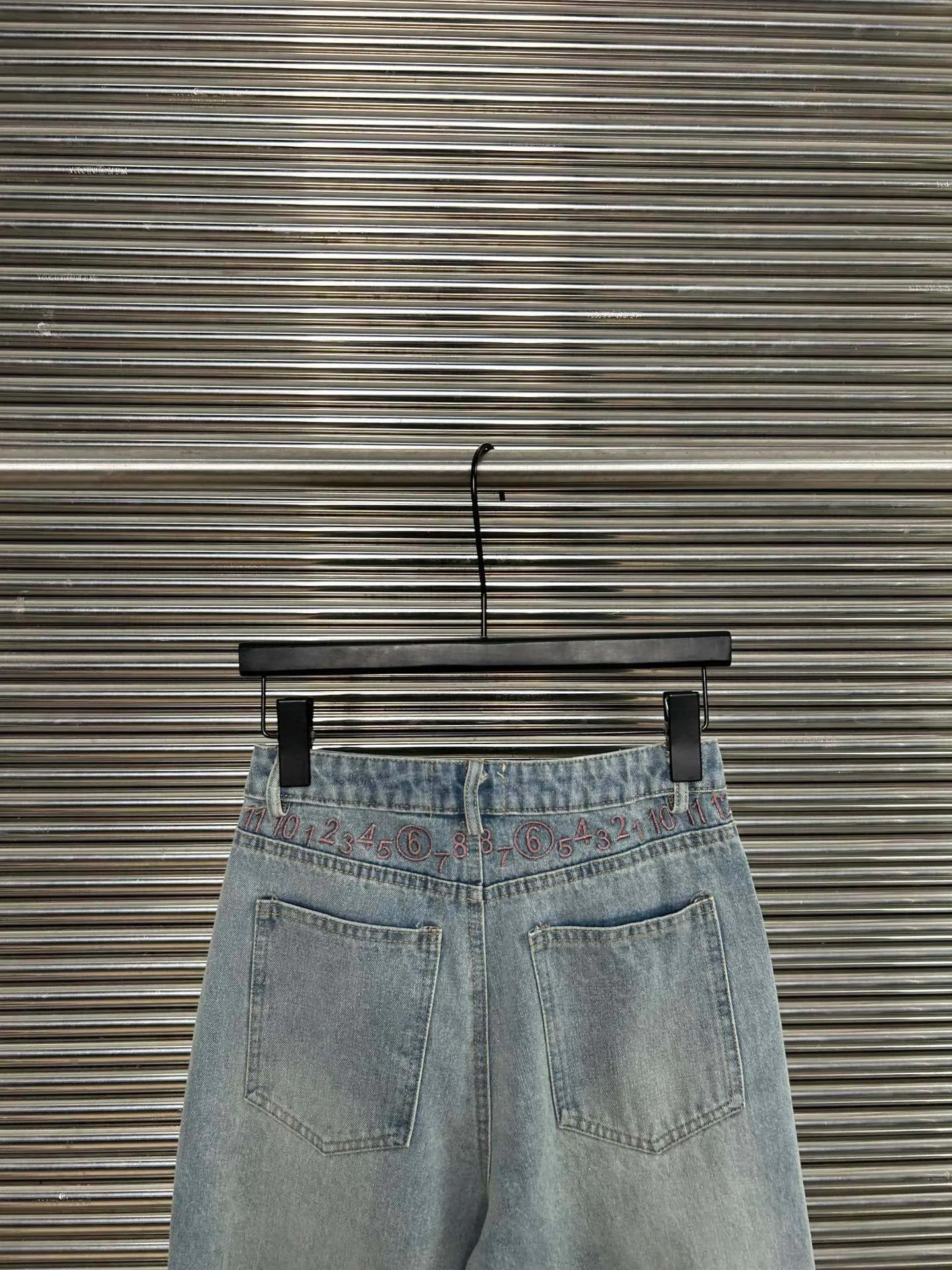 Джинсы Женские Maison Margiela 4139