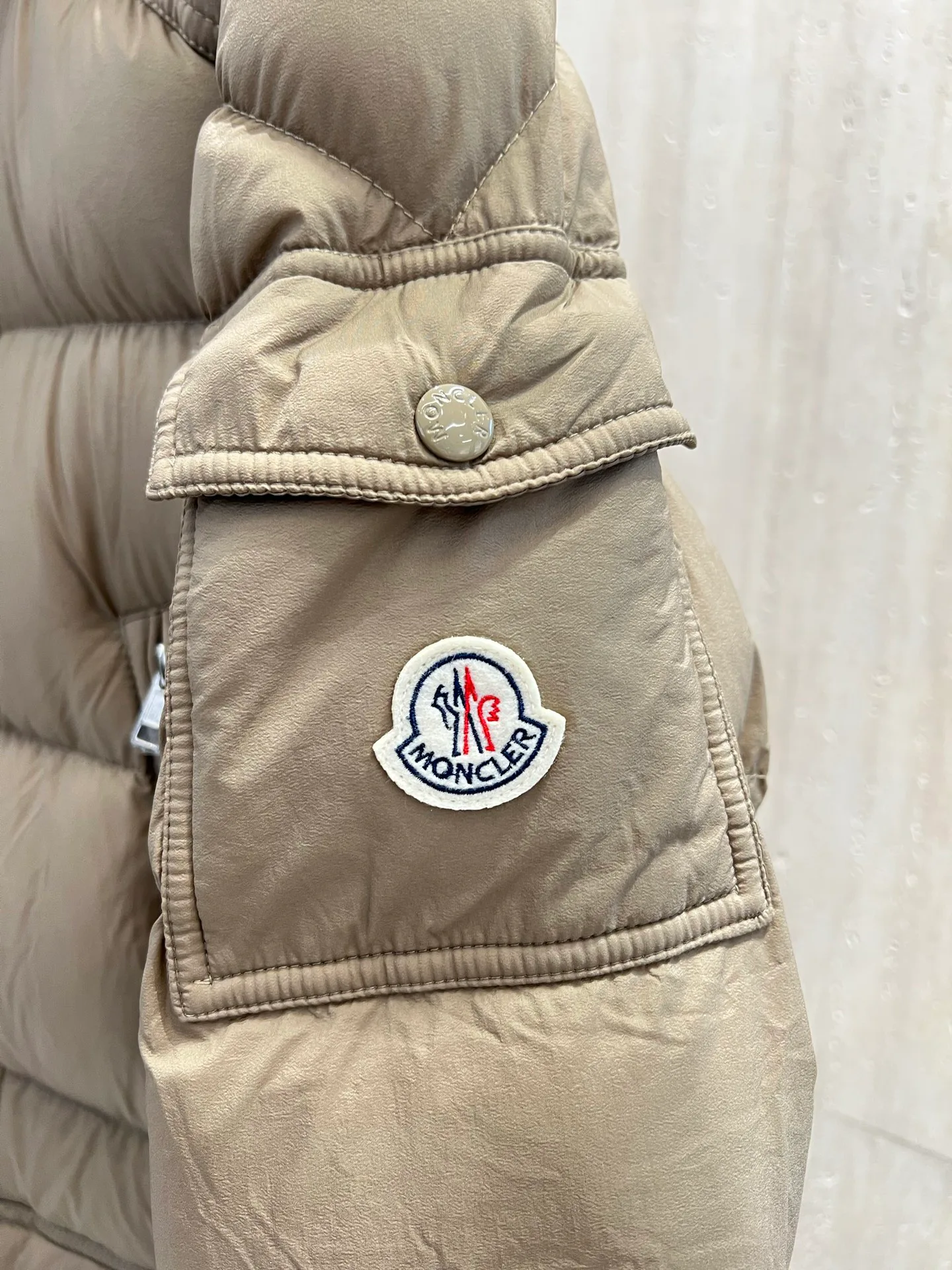 Куртки И Пуховики Женские Moncler 18723400