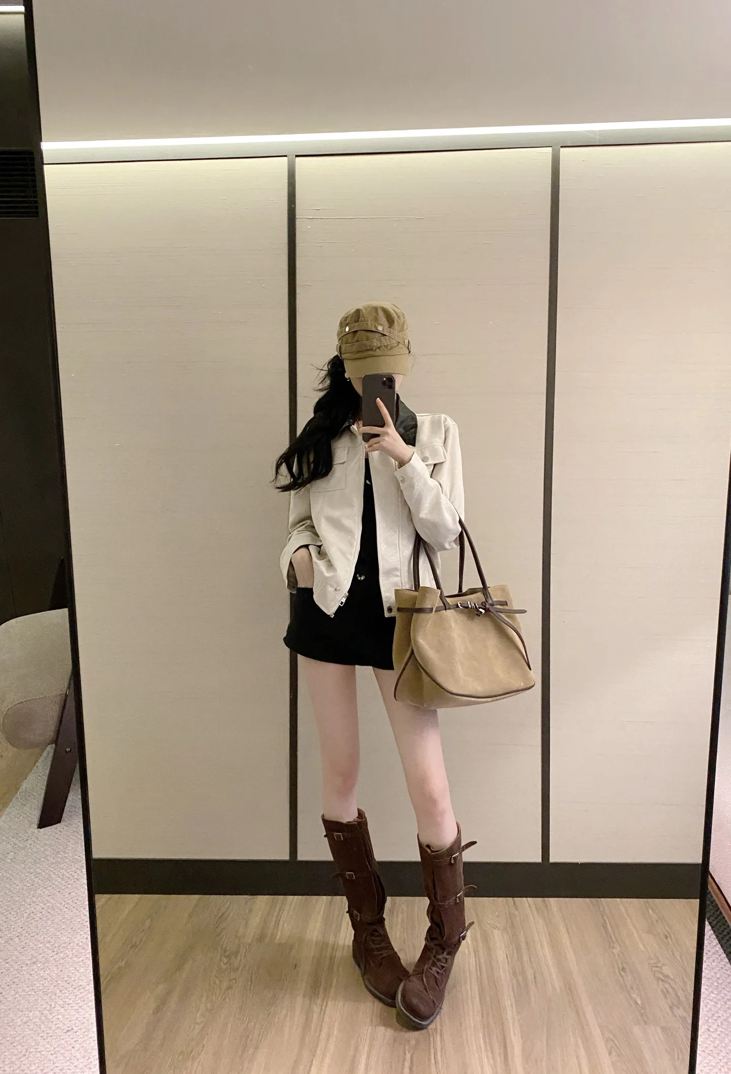 Куртки И Пуховики Женские Louis Vuitton 1734192