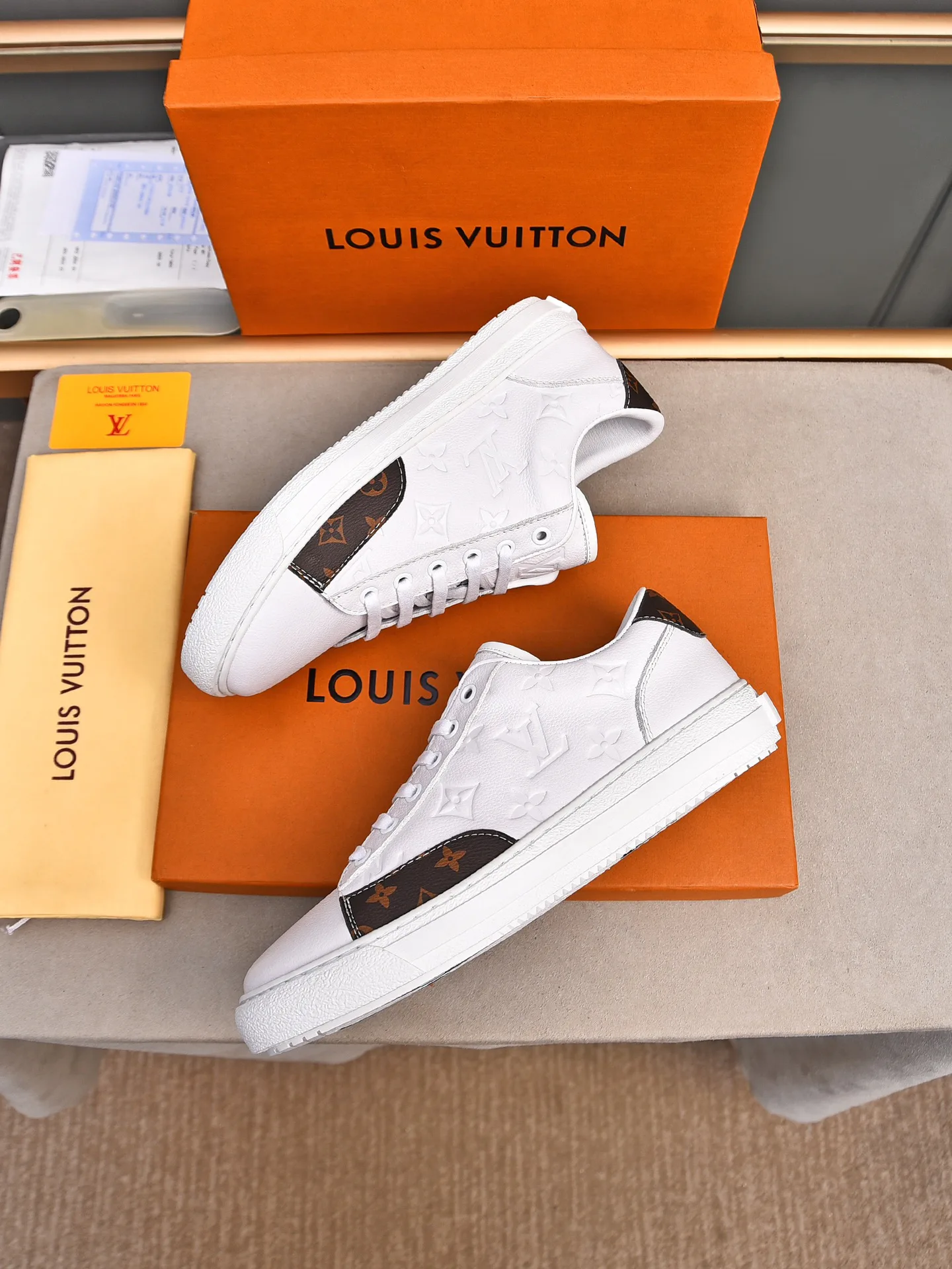 Кроссовки Мужские Louis Vuitton 12960054