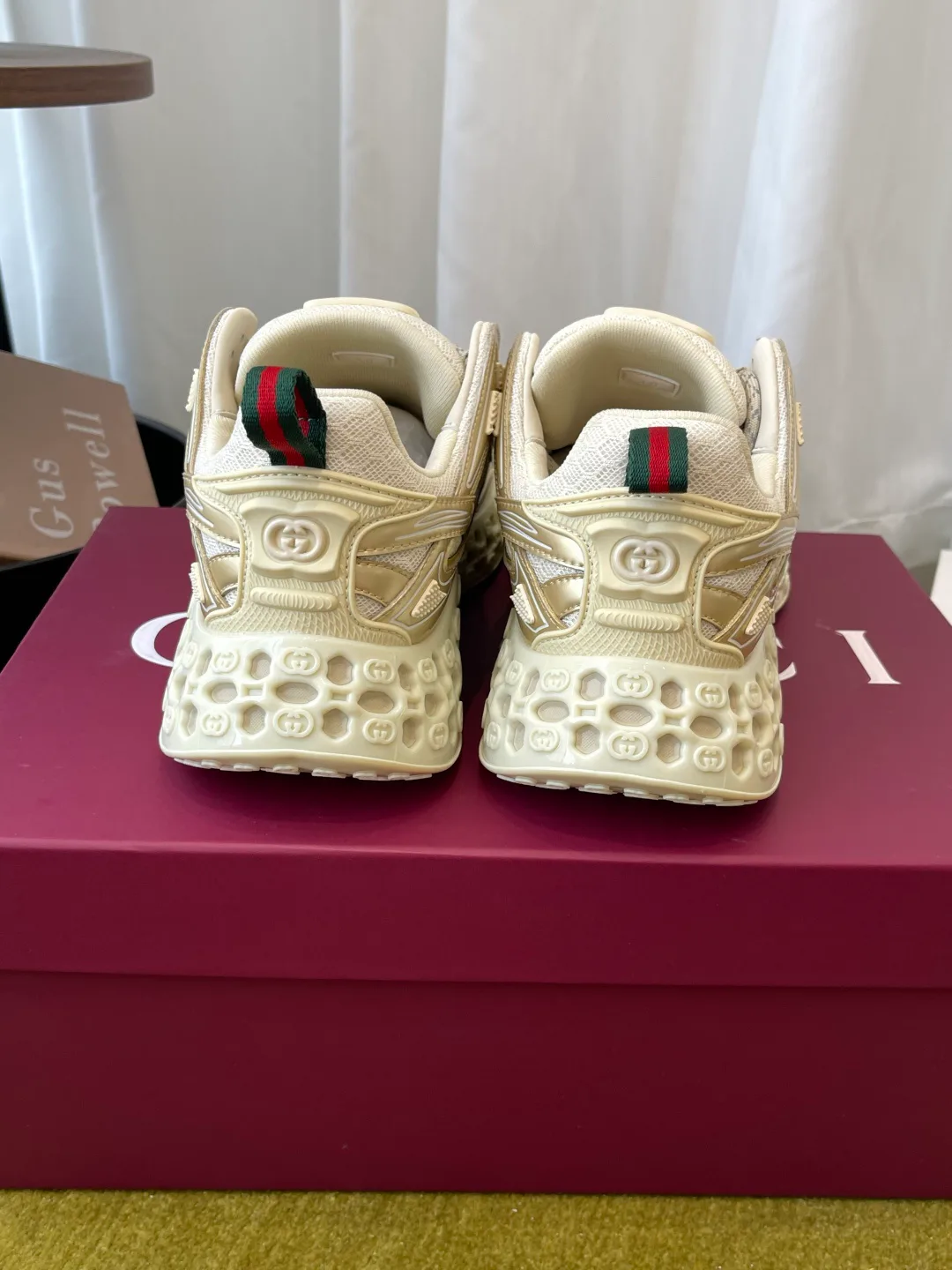 Кроссовки Женские Gucci 19578607