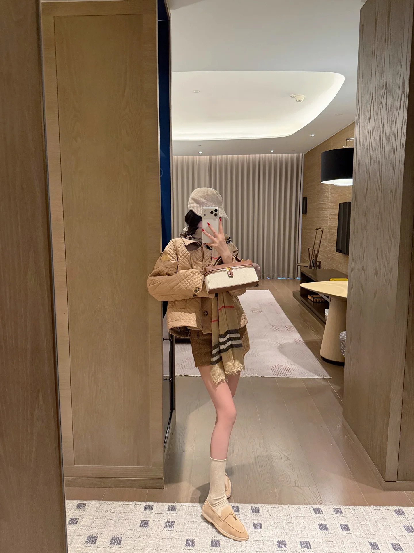 Куртки И Пуховики Женские Burberry 19567171