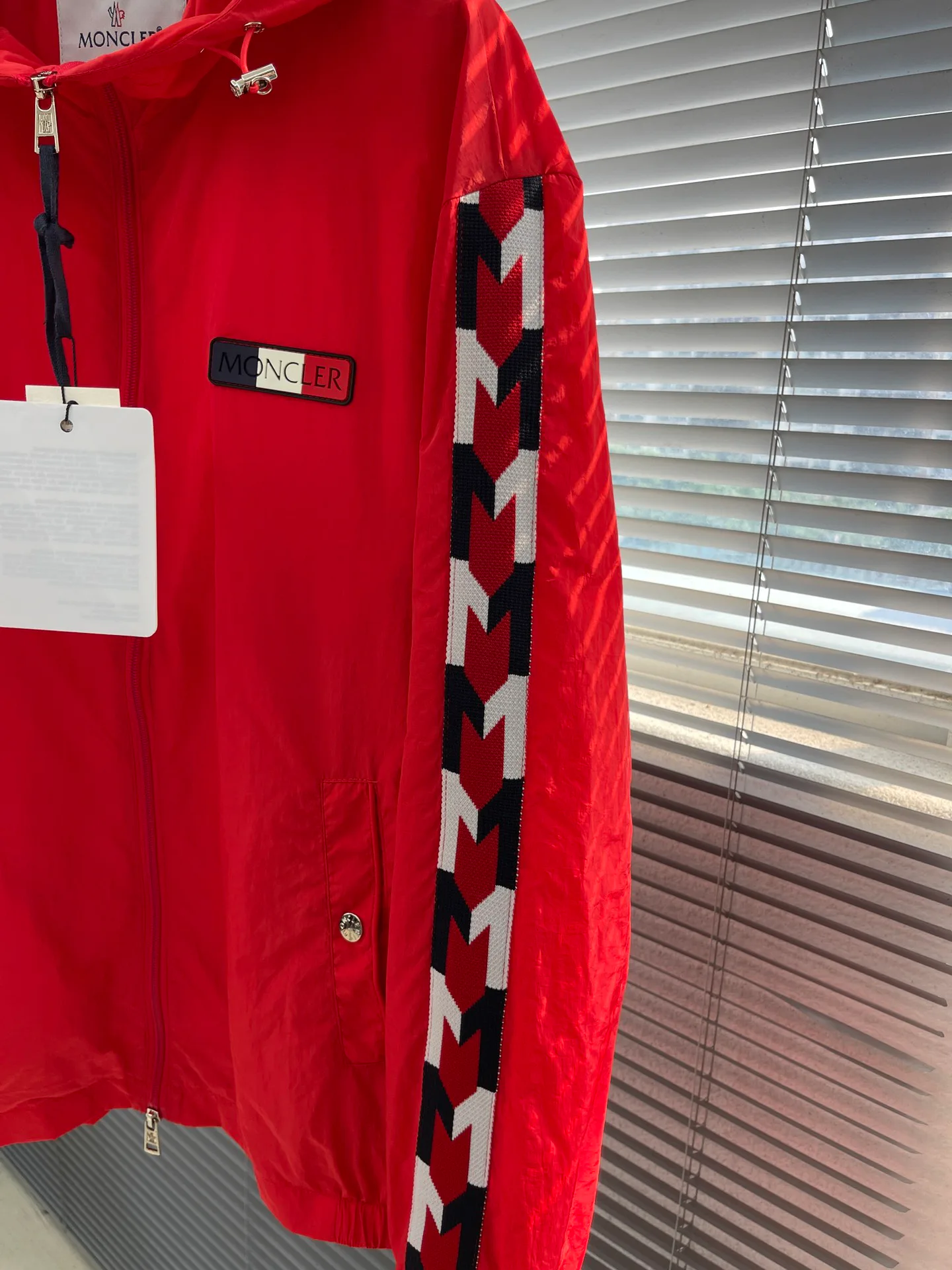 Куртки И Пуховики Мужские Moncler 9596386