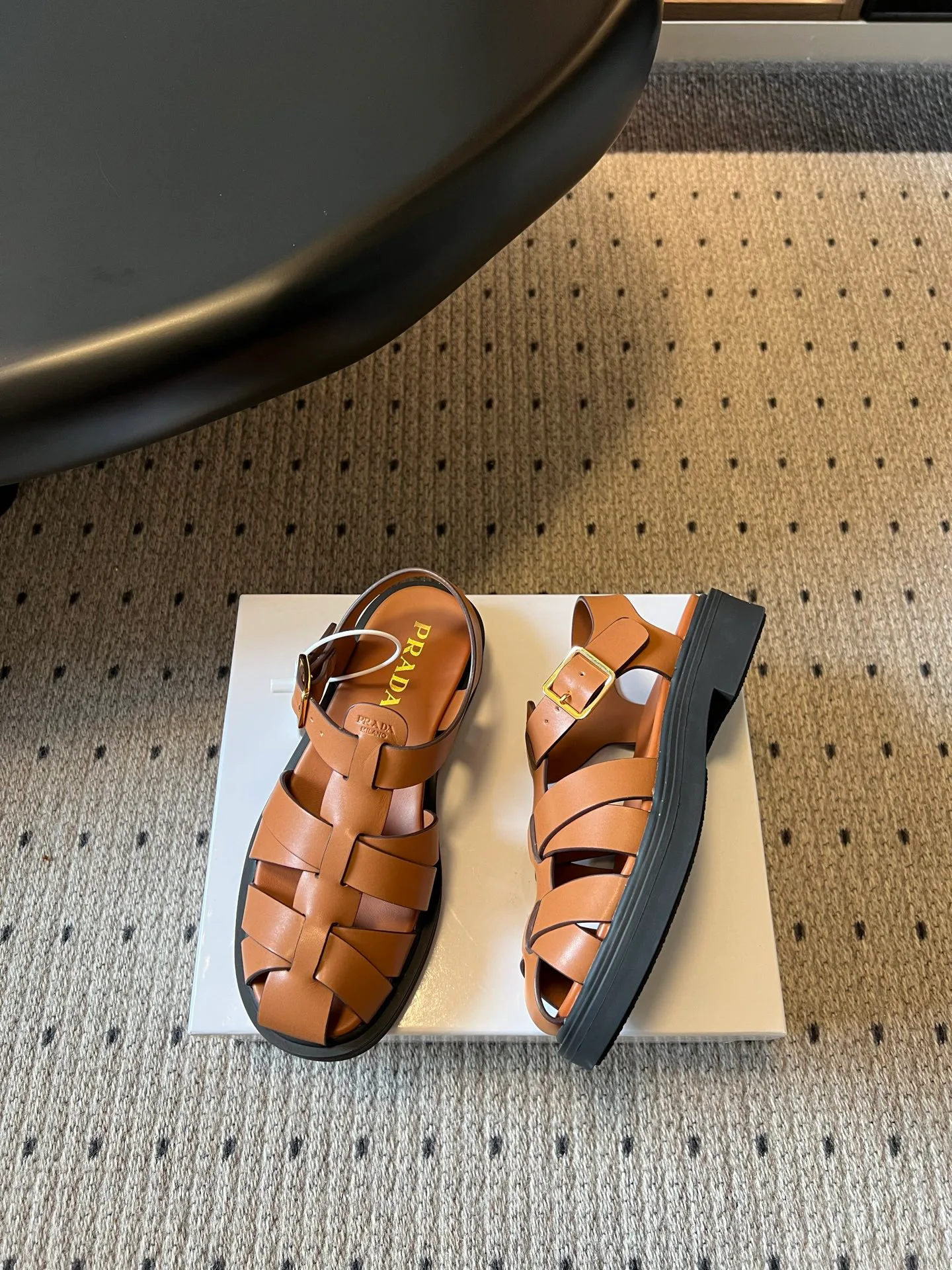 Сандалии Женские Prada 14622676