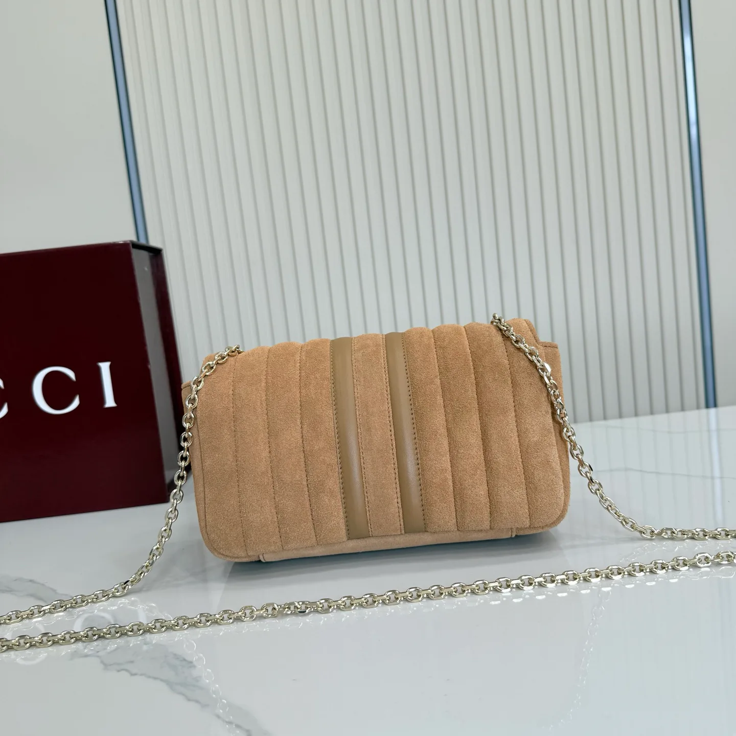 Классические Сумки Женские Gucci 18210743