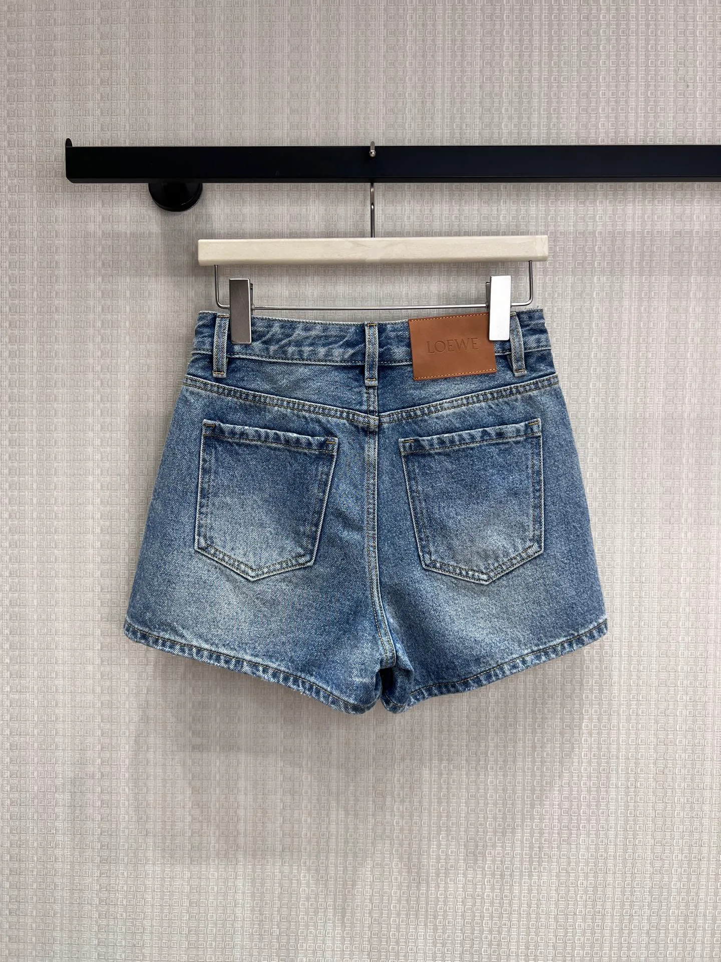 Шорты Женские Loewe 14546362