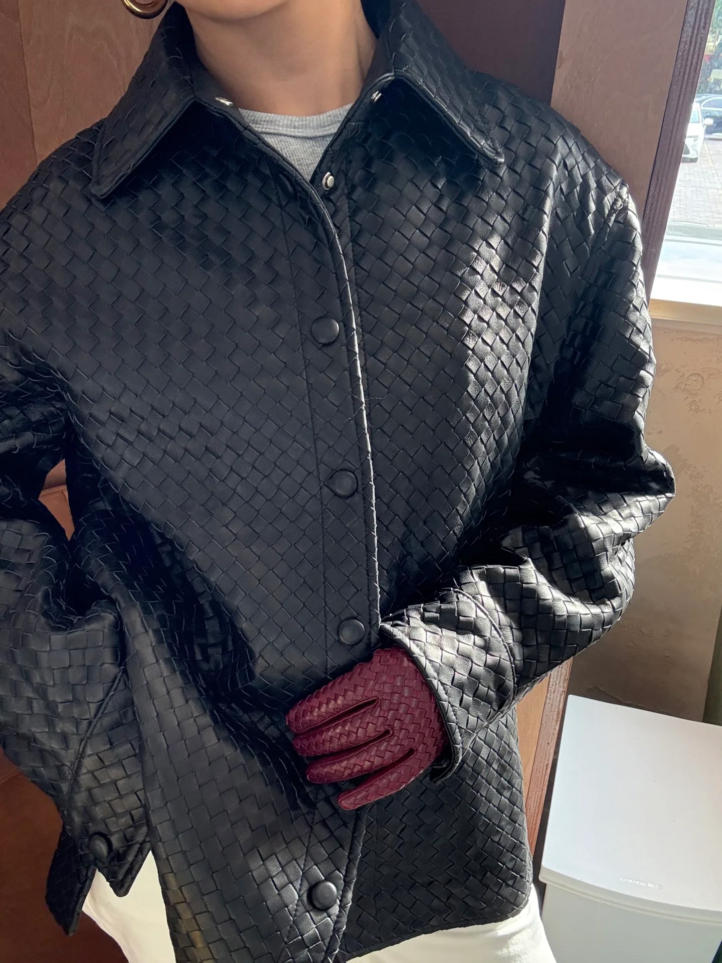 Кожаные Куртки И Дублёнки Женские Bottega Veneta 1882966