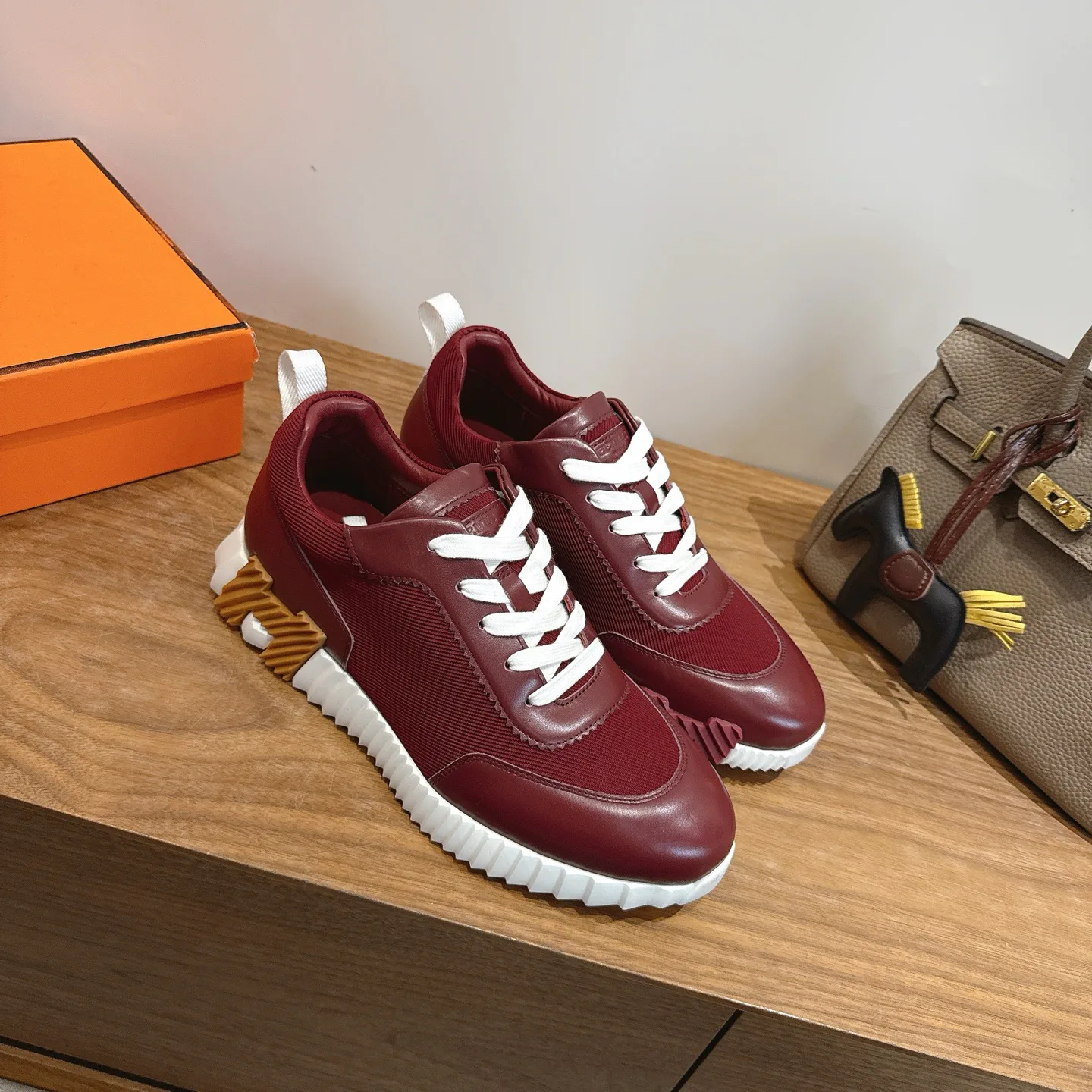 Кроссовки Женские Hermes 14710678