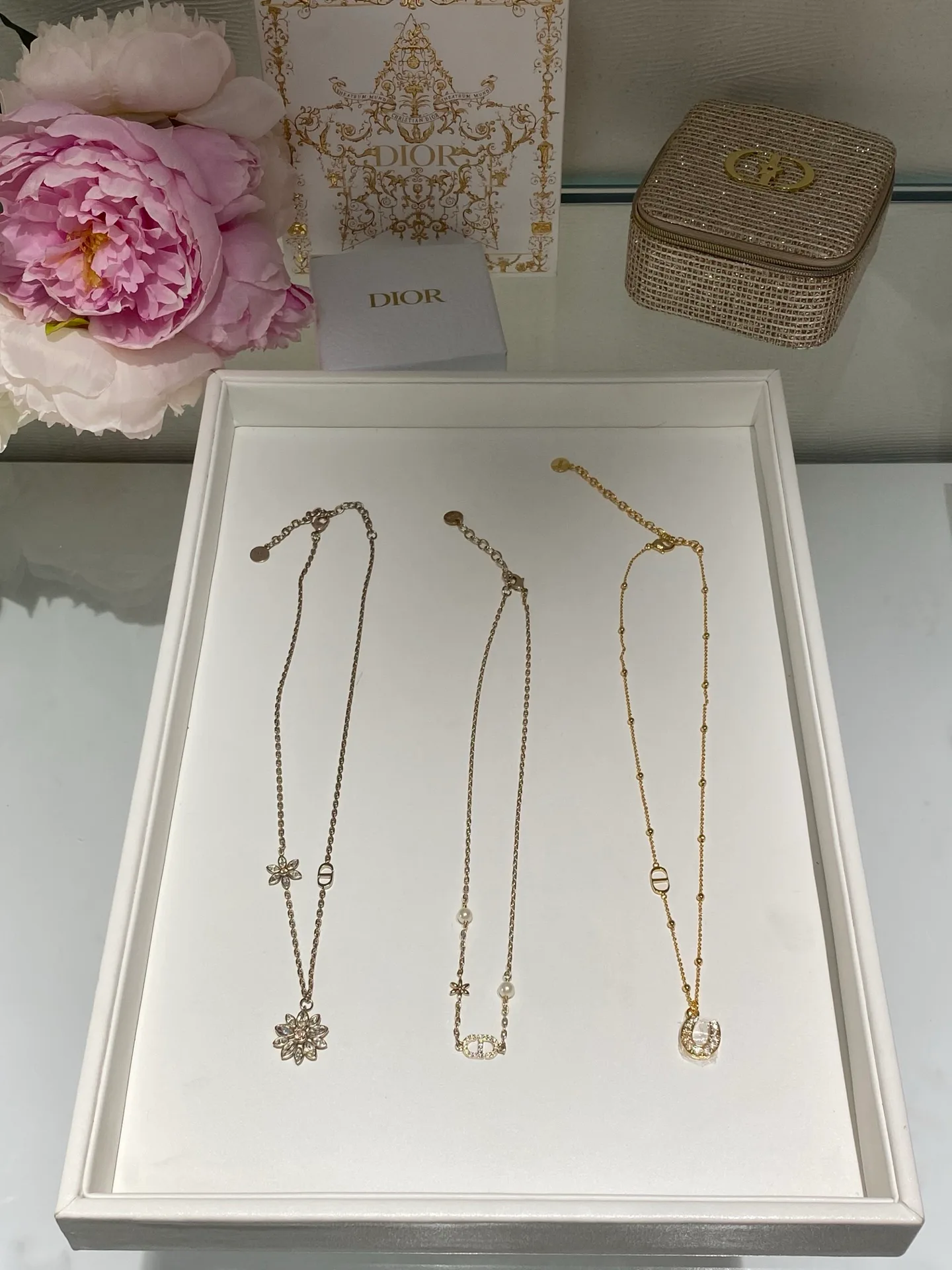 Бижутерия Christian Dior 18070300