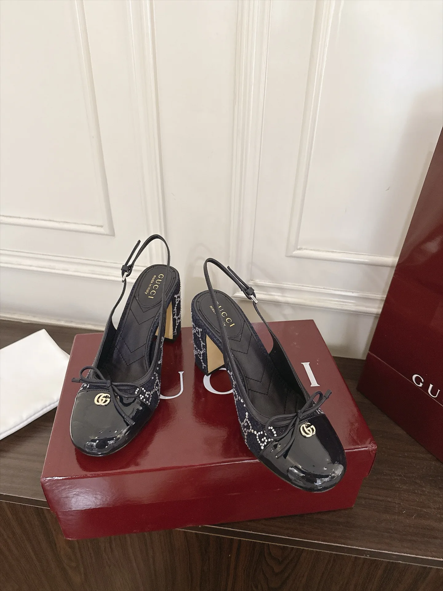 Туфли Женские Gucci 18143133