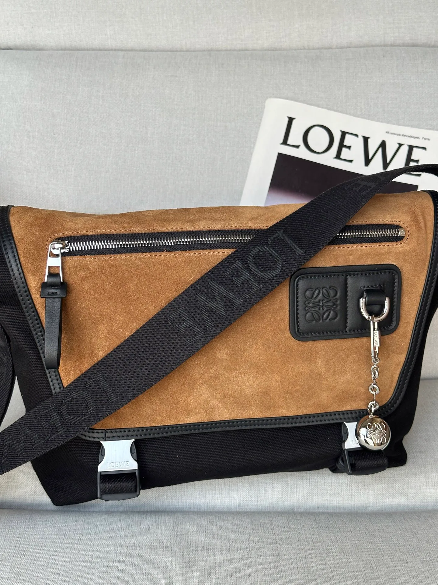Сумки На Ремне Женские Loewe 11621900