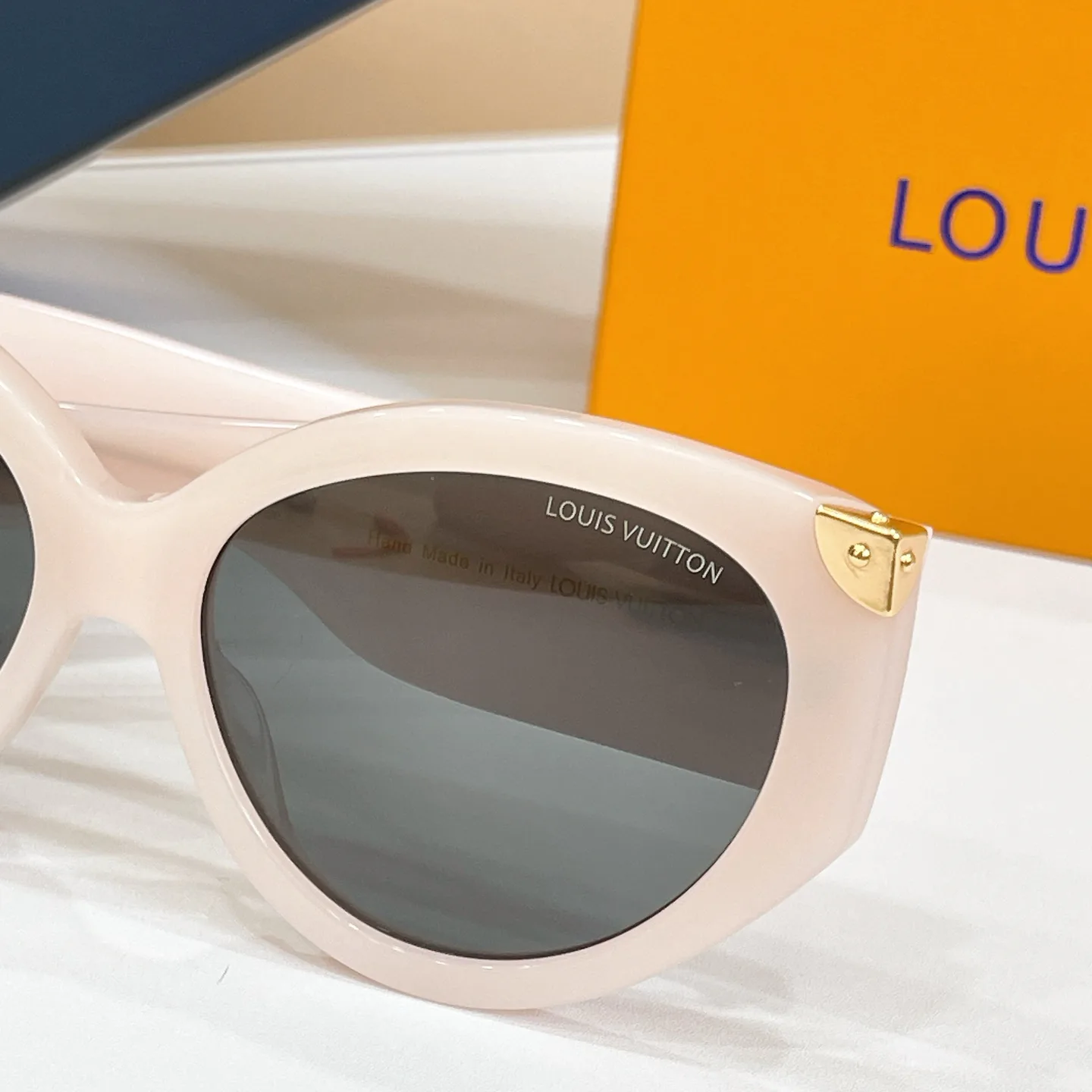 Очки Louis Vuitton 17495881
