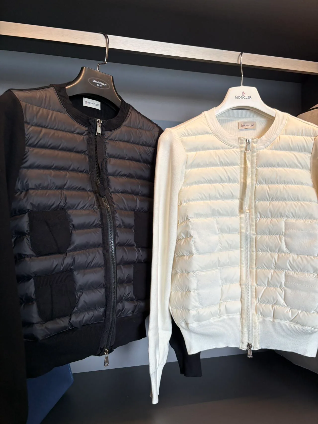 Куртки И Пуховики Женские Moncler 18110983