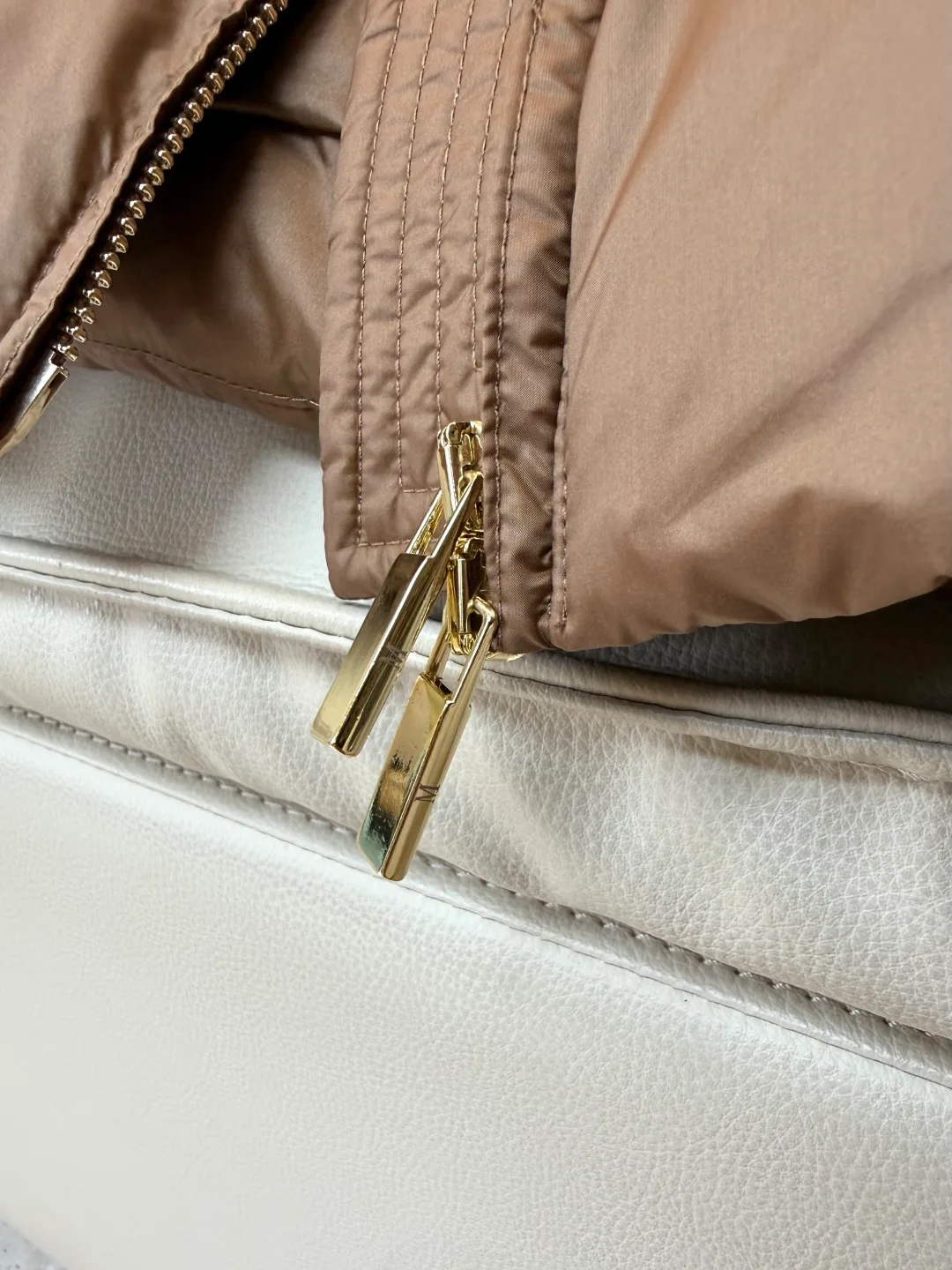 Куртки И Пуховики Женские Max Mara 18673328