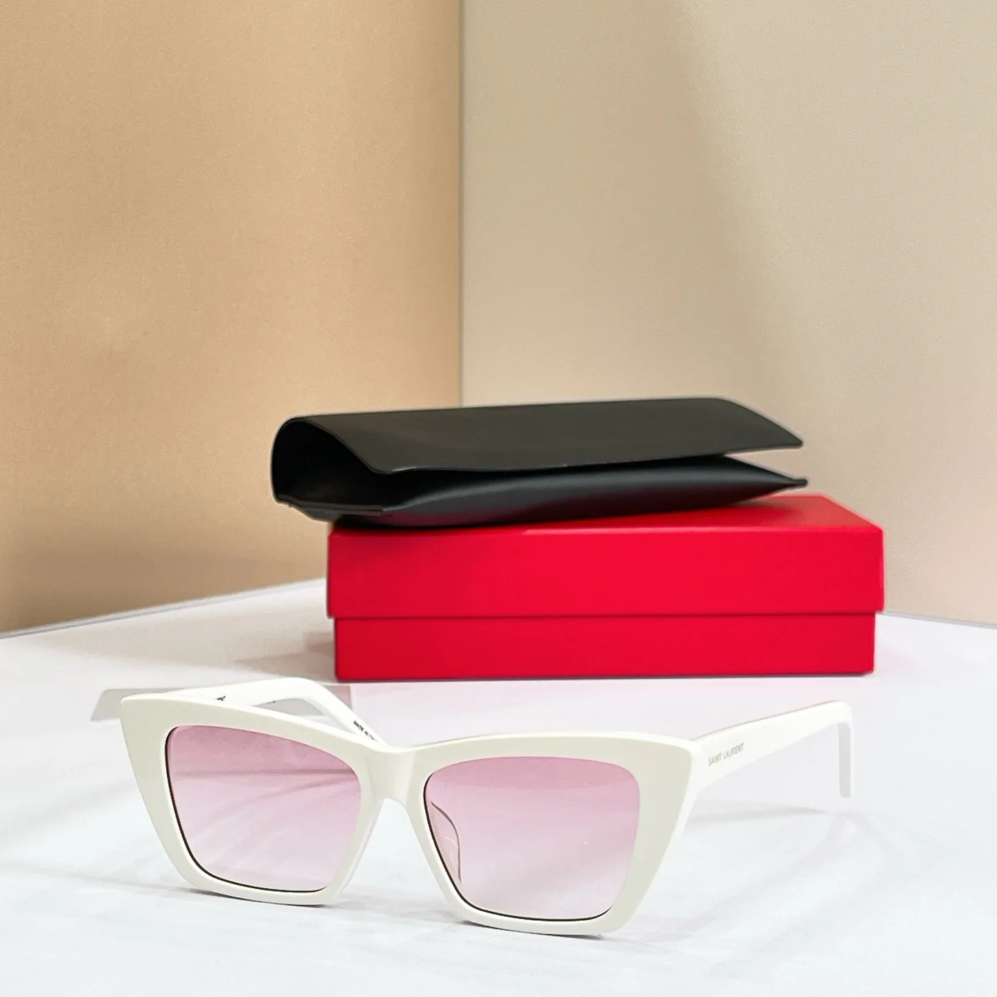 Очки Saint Laurent 17495847