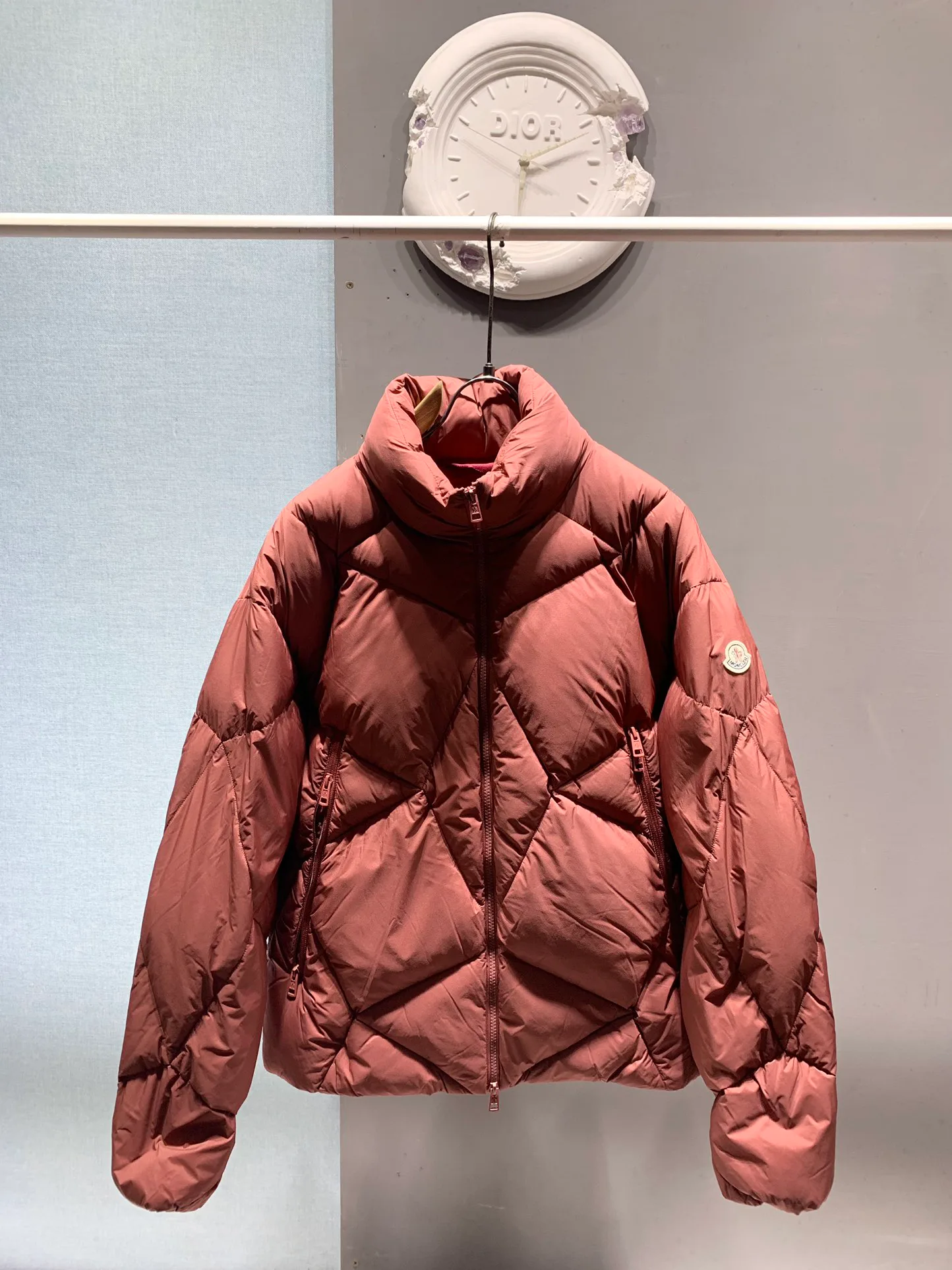 Куртки И Пуховики Мужские Moncler 235480