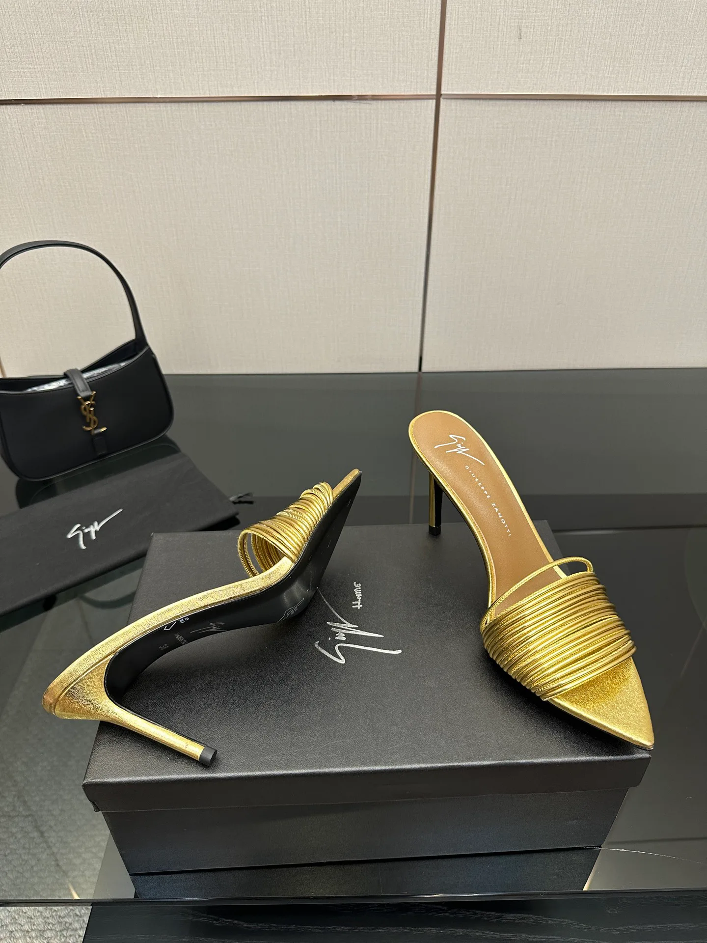 Босоножки Женские Giuseppe Zanotti 83897