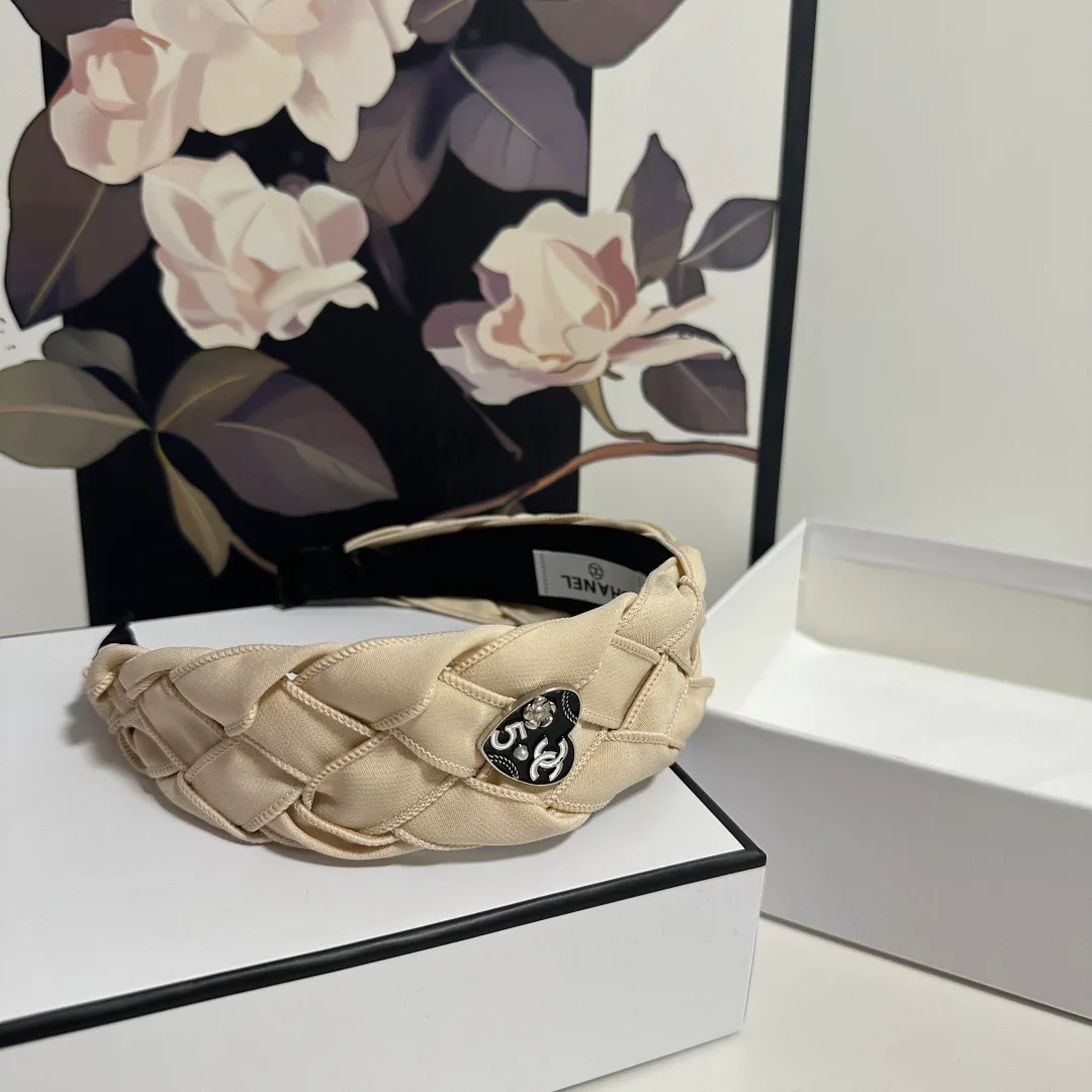 Головные Уборы Chanel 11469205