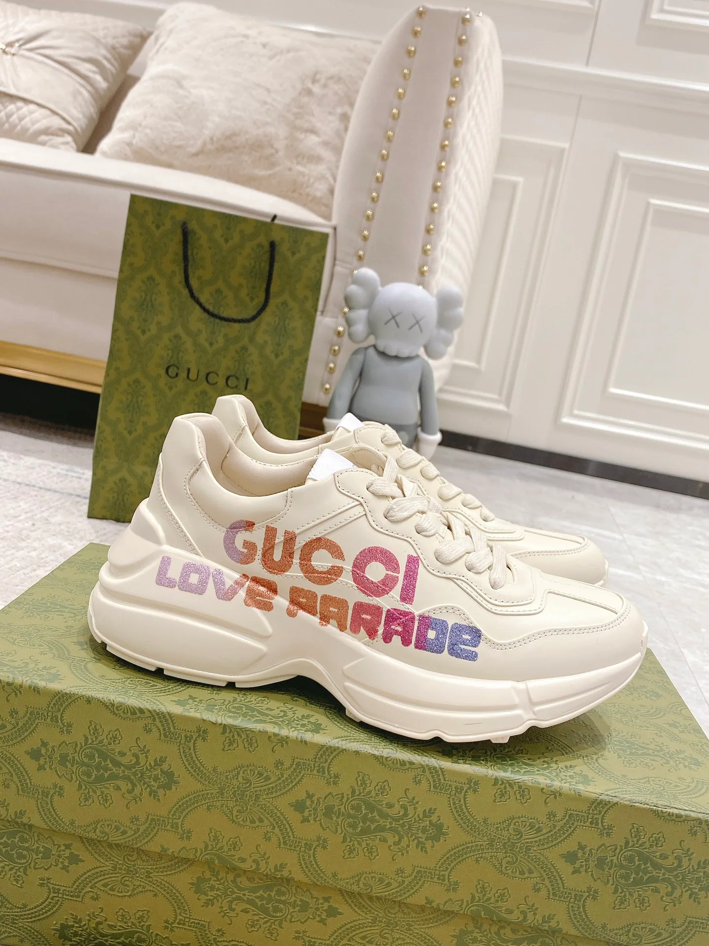 Кроссовки Женские Gucci 375875