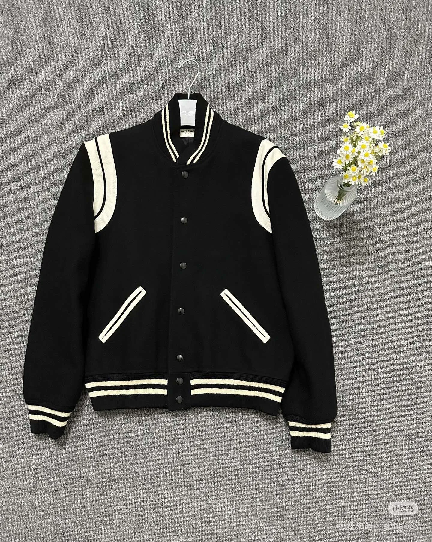 Куртки И Пуховики Женские Saint Laurent 18130420