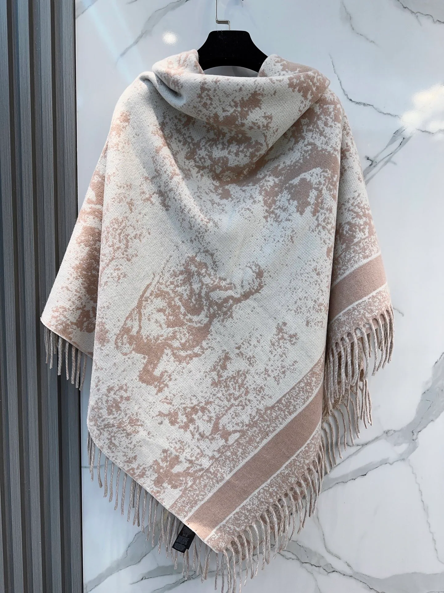 Шарфы Christian Dior 318383