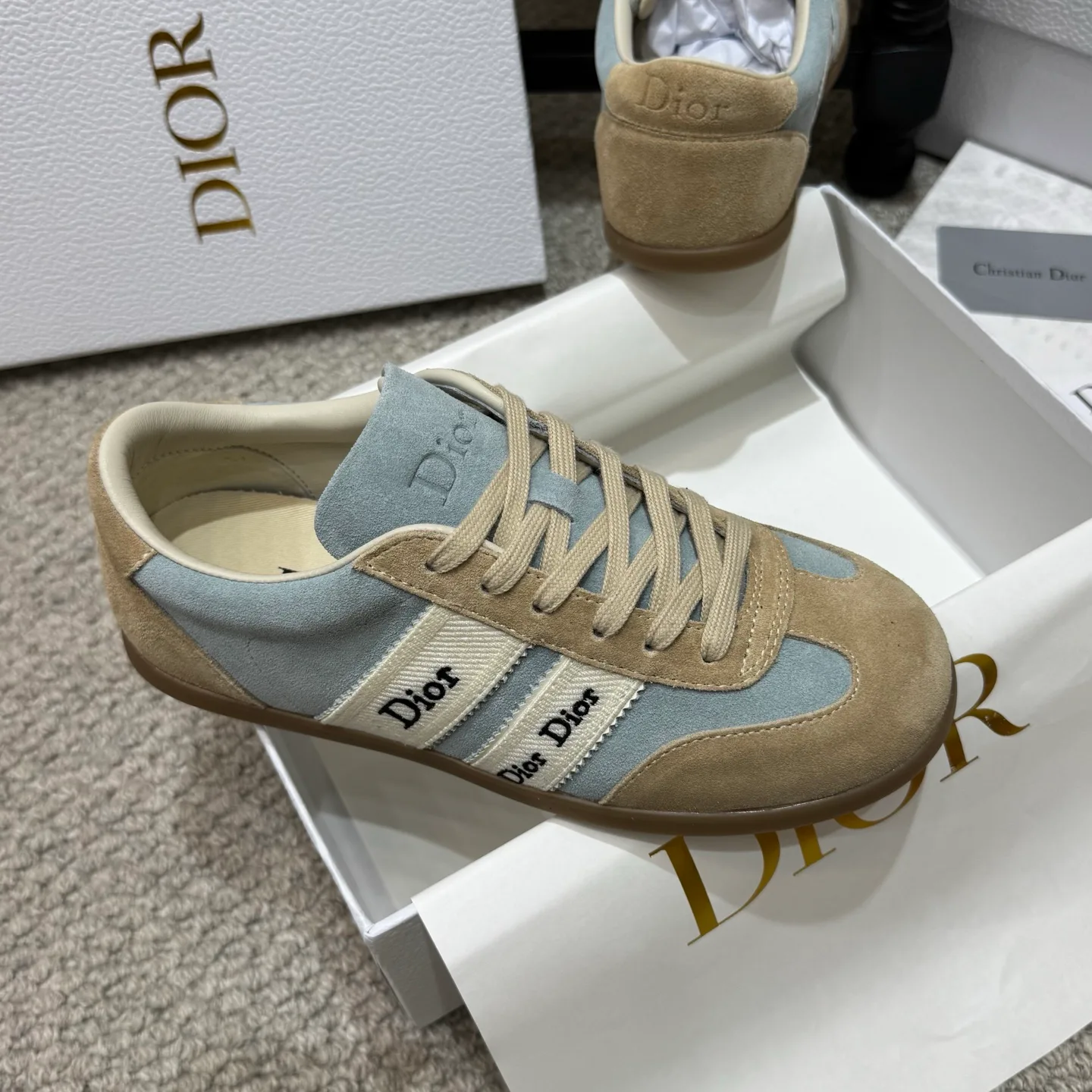 Кроссовки Женские Christian Dior 17946788