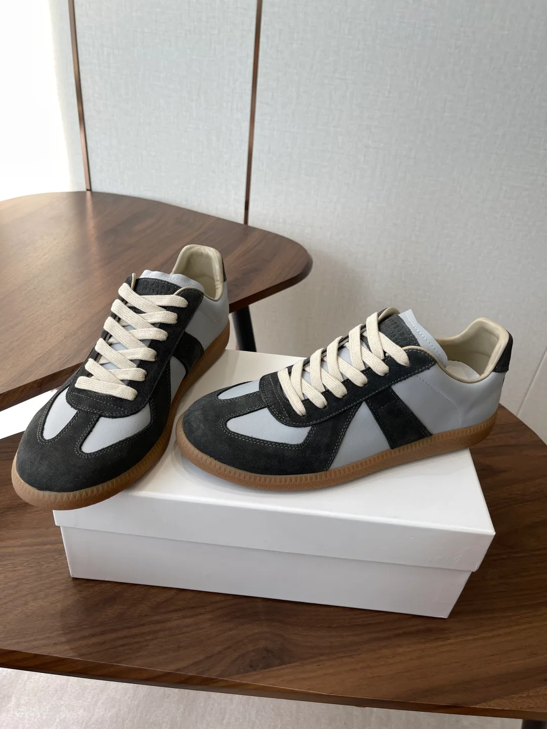 Кроссовки Женские Maison Margiela 11802032