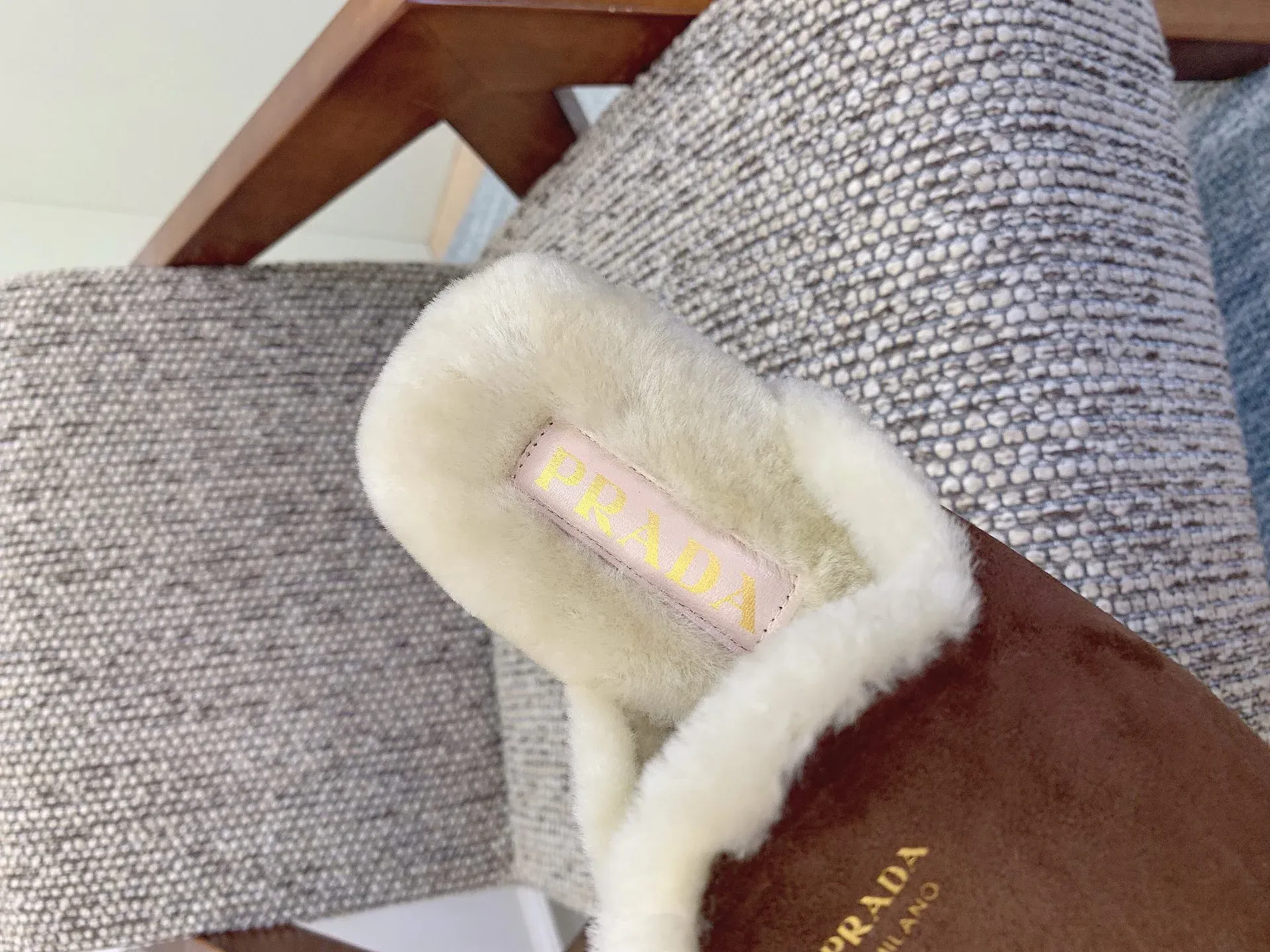 Тапочки Женские Prada 3452774