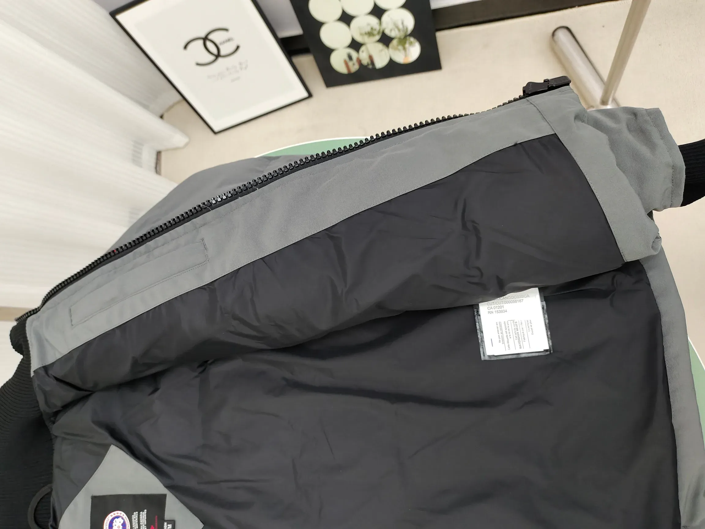 Куртки И Пуховики Мужские Canada Goose 2162121