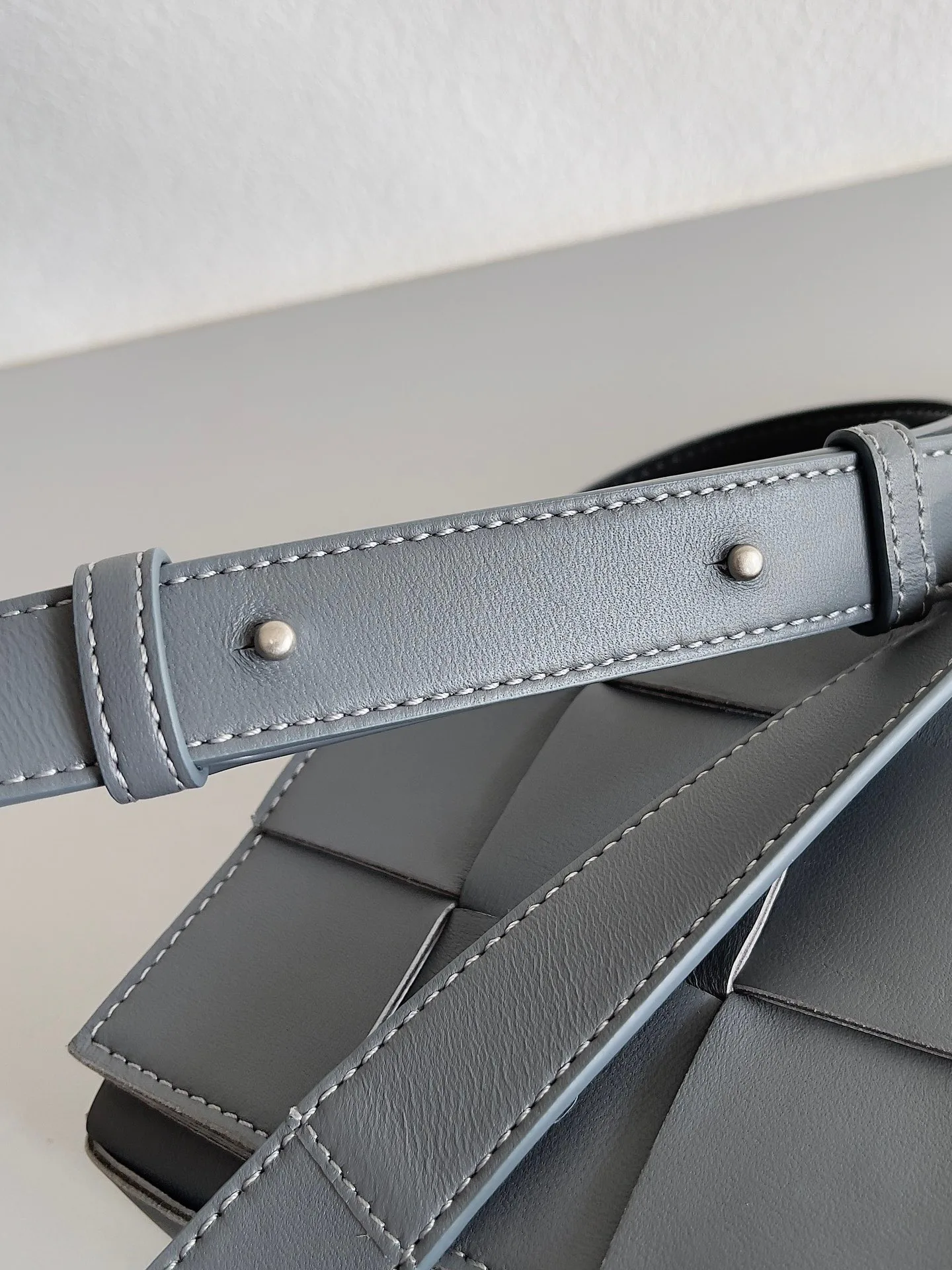 Классические Сумки Женские Bottega Veneta 17973087