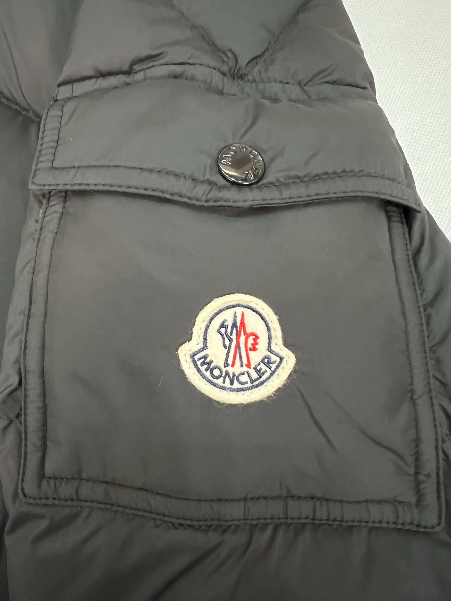 Куртки И Пуховики Женские Moncler 18599881