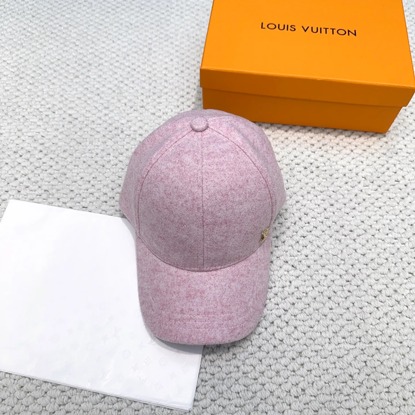 Головные Уборы Louis Vuitton 980977