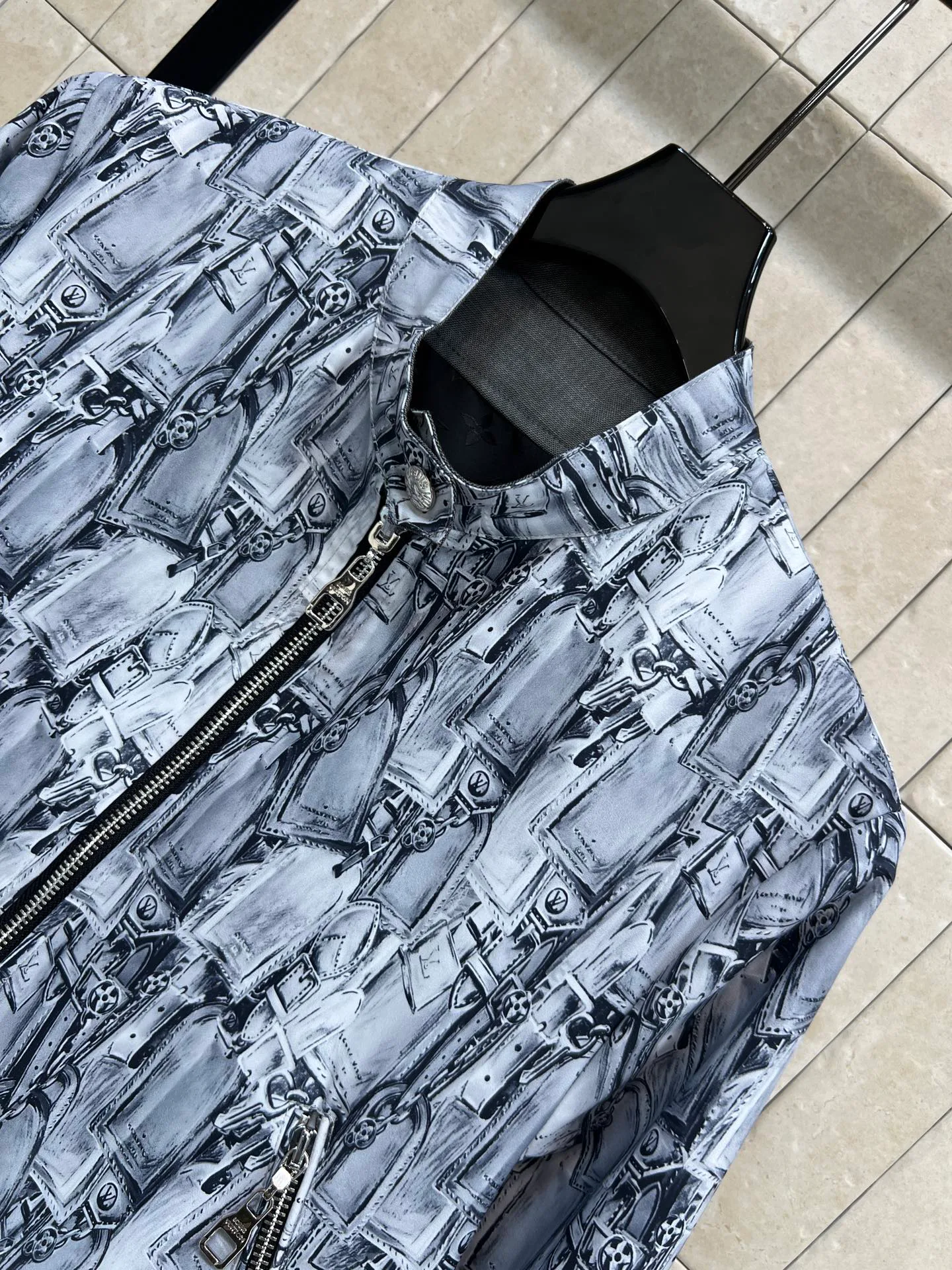 Куртки Женские Louis Vuitton 371781