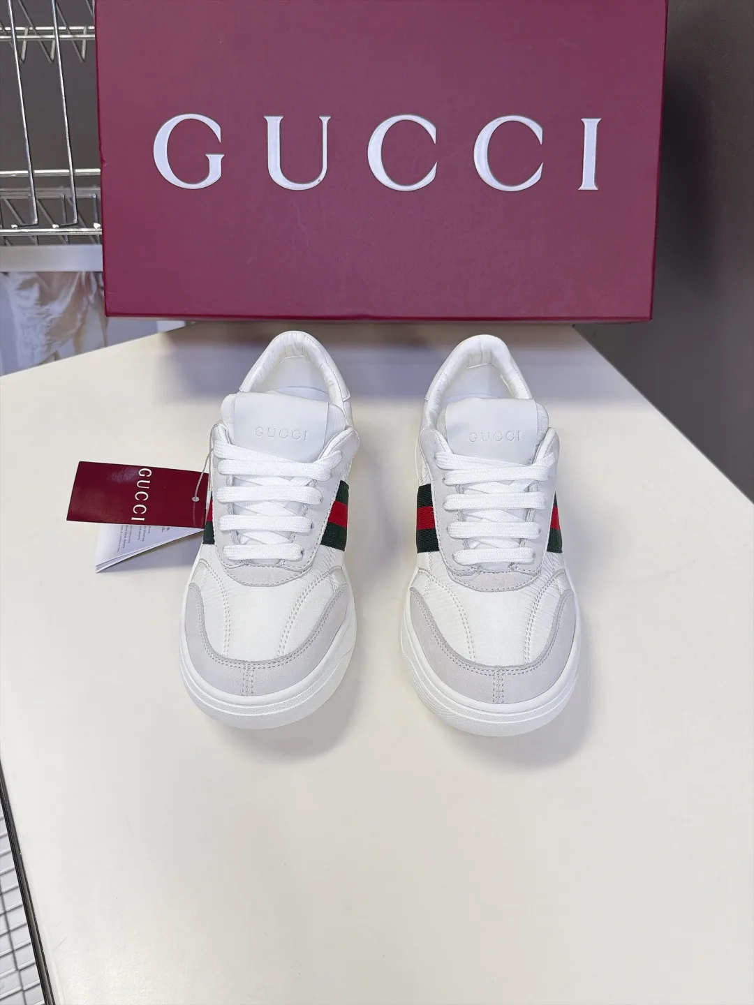 Кроссовки Женские Gucci 18005190