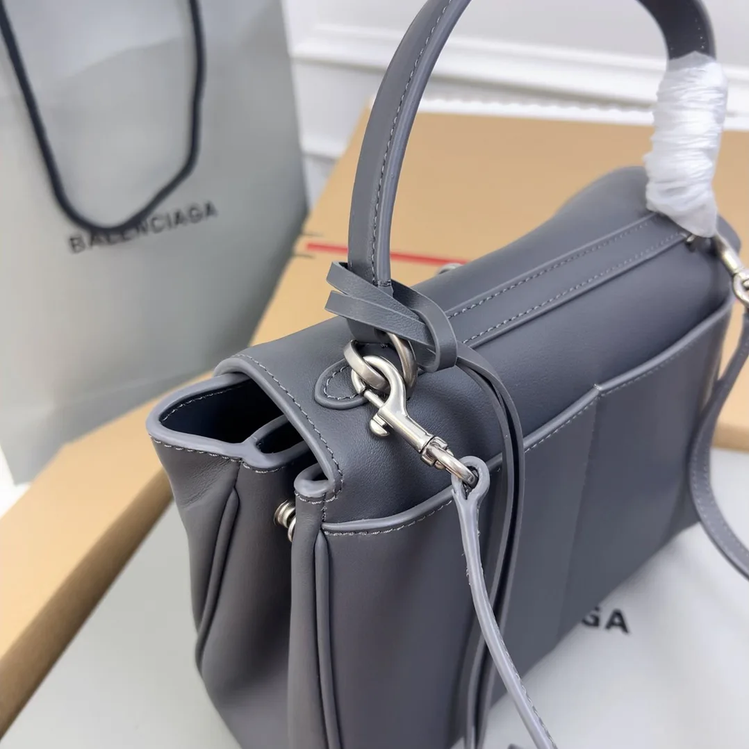Классические Сумки Женские Balenciaga 11872224