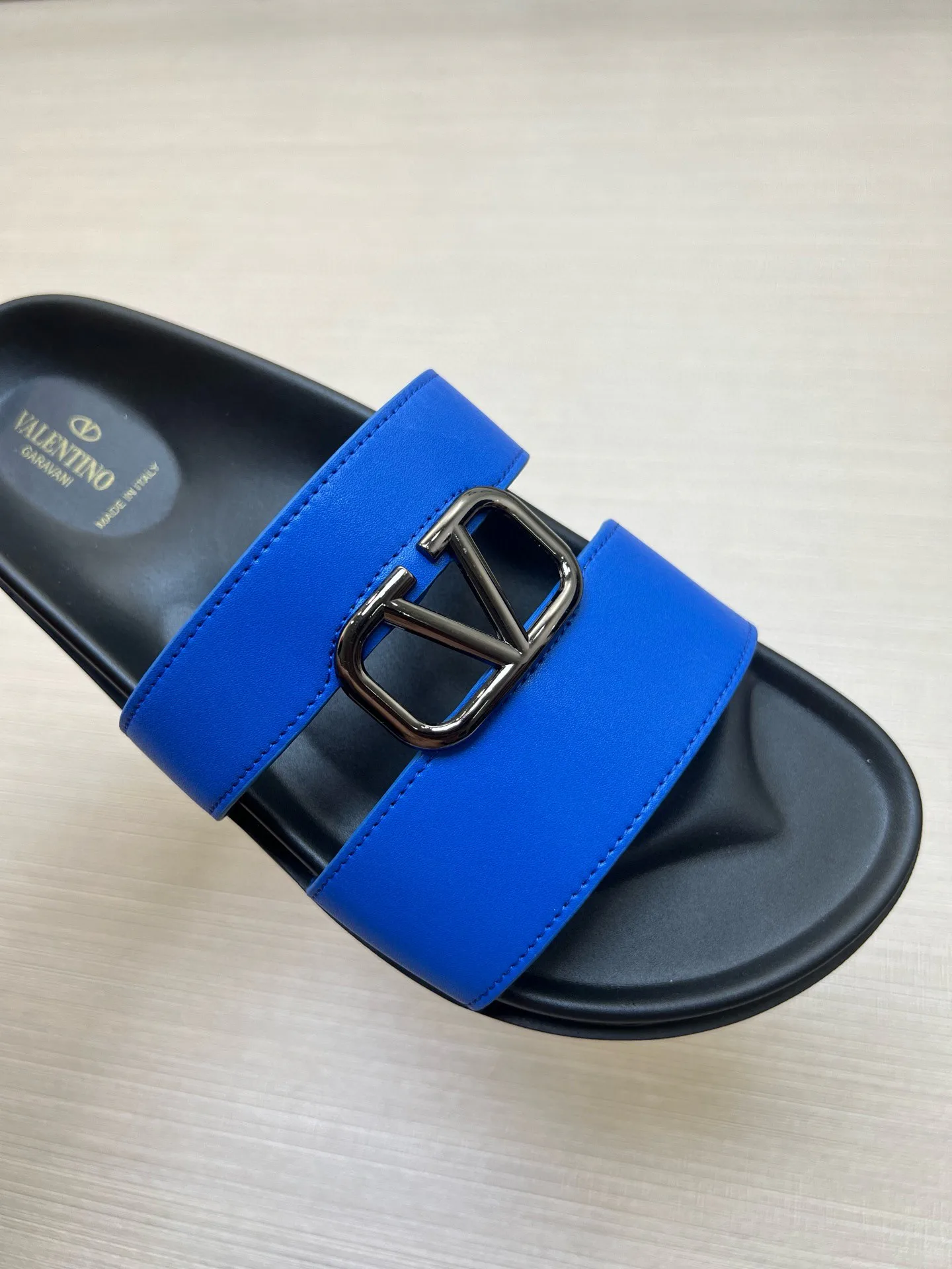 Шлепанцы Мужские Valentino 10646293