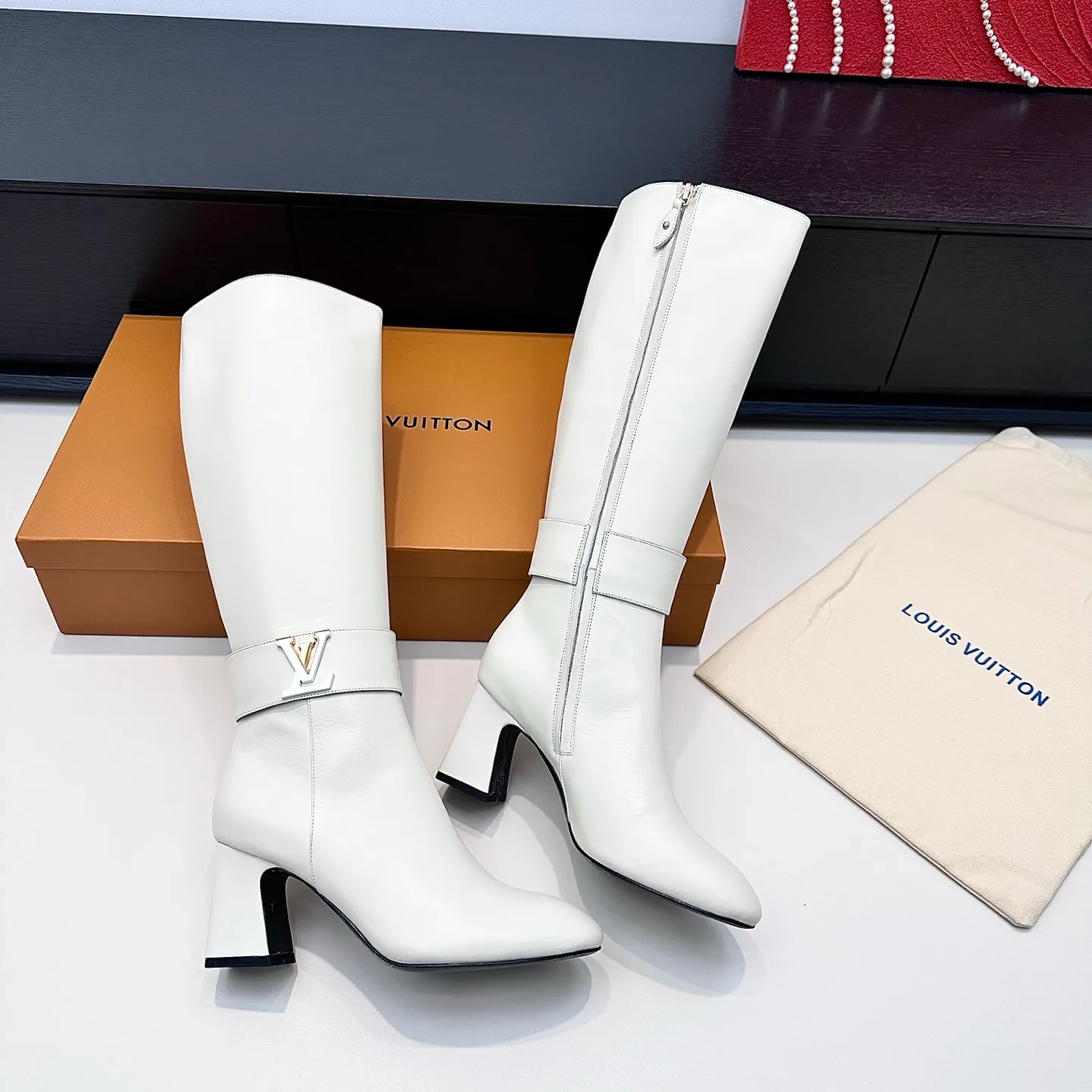 Сапоги Женские Louis Vuitton 582375