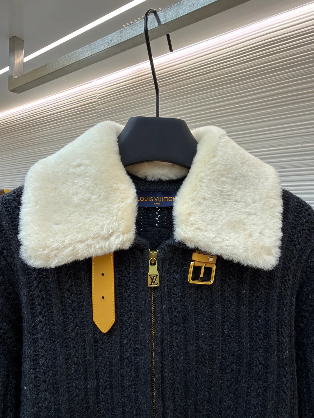 Куртки И Пуховики Мужские Louis Vuitton 5405666