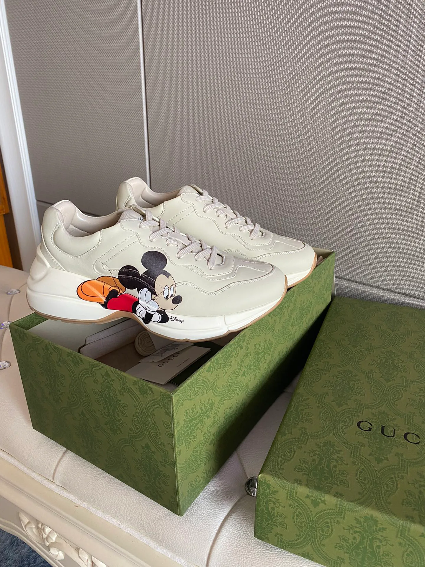 Кроссовки Женские Gucci 11628