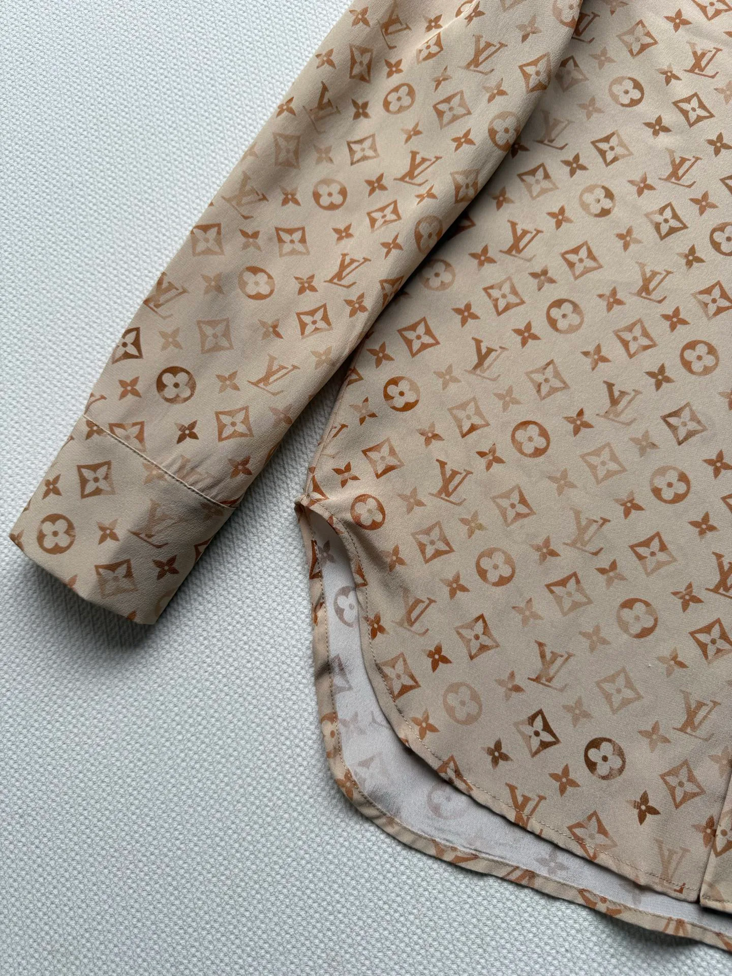 Рубашки Женские Louis Vuitton 1075794