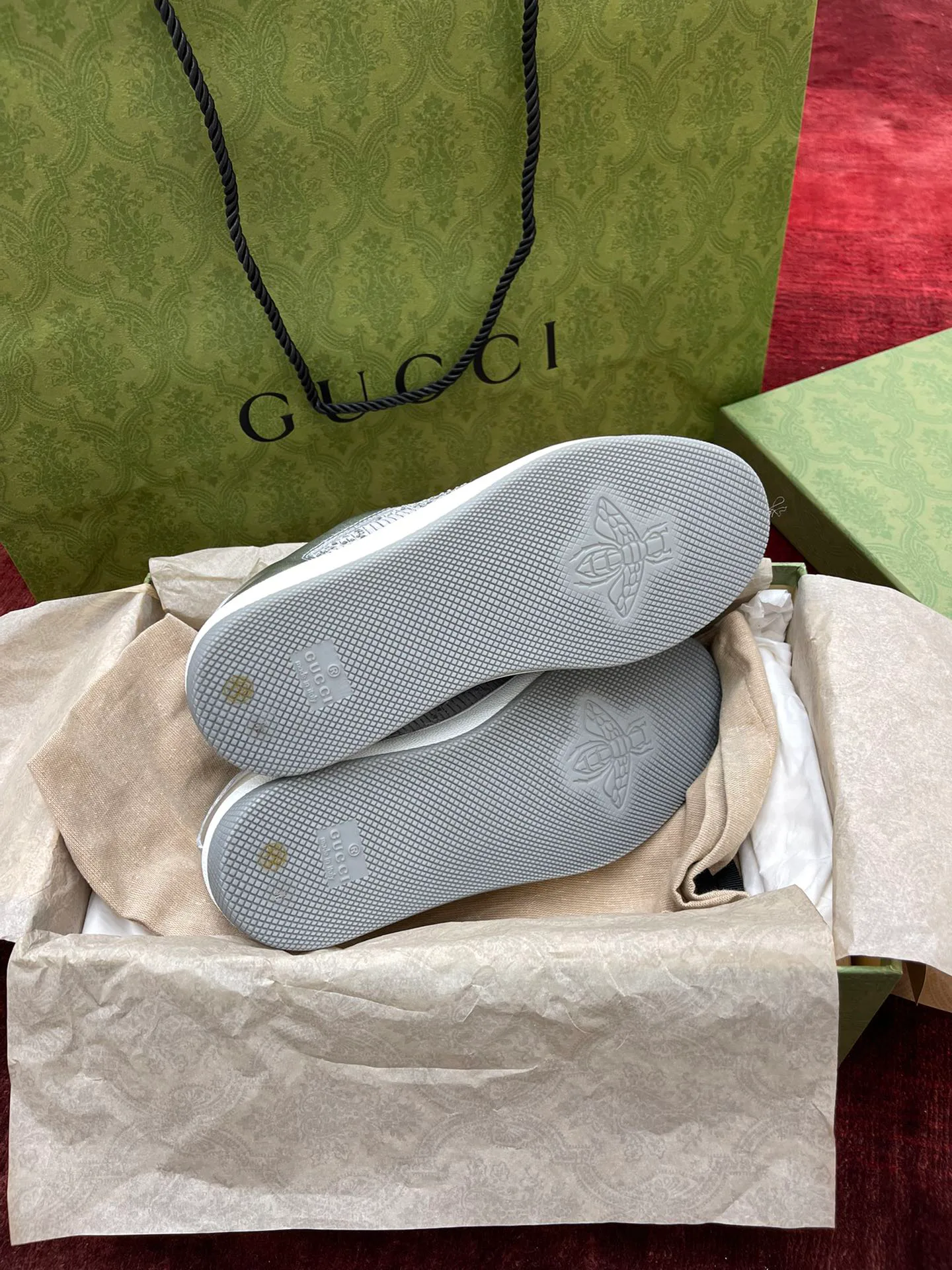 Кроссовки Женские Gucci 799348