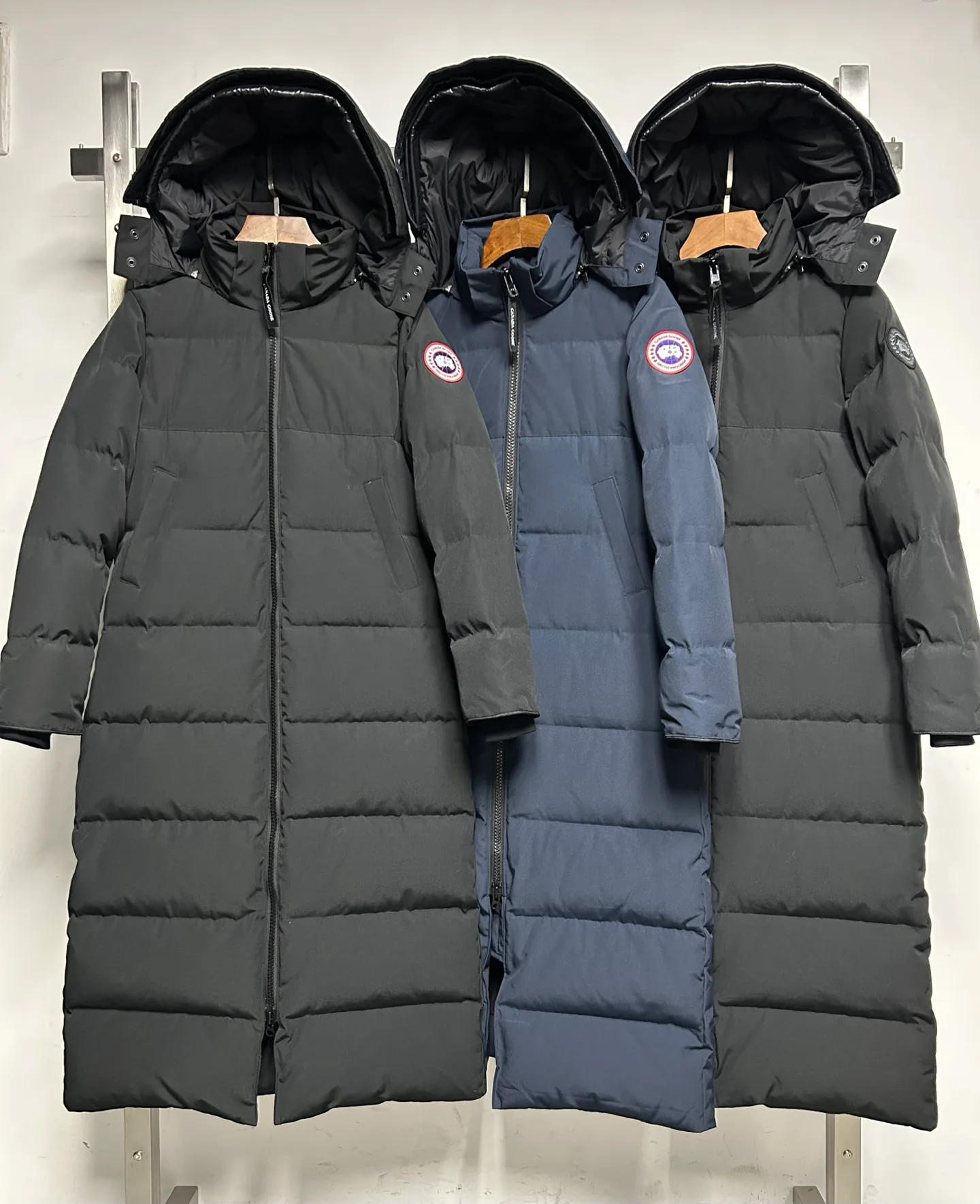 Куртки И Пуховики Женские Canada Goose 19276484