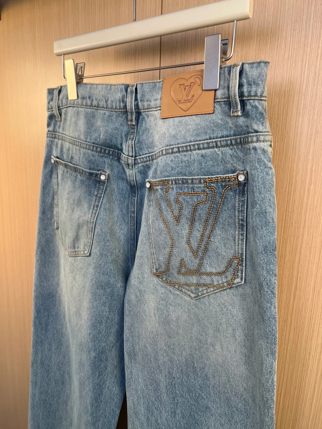 Джинсы Мужские Louis Vuitton 18179324