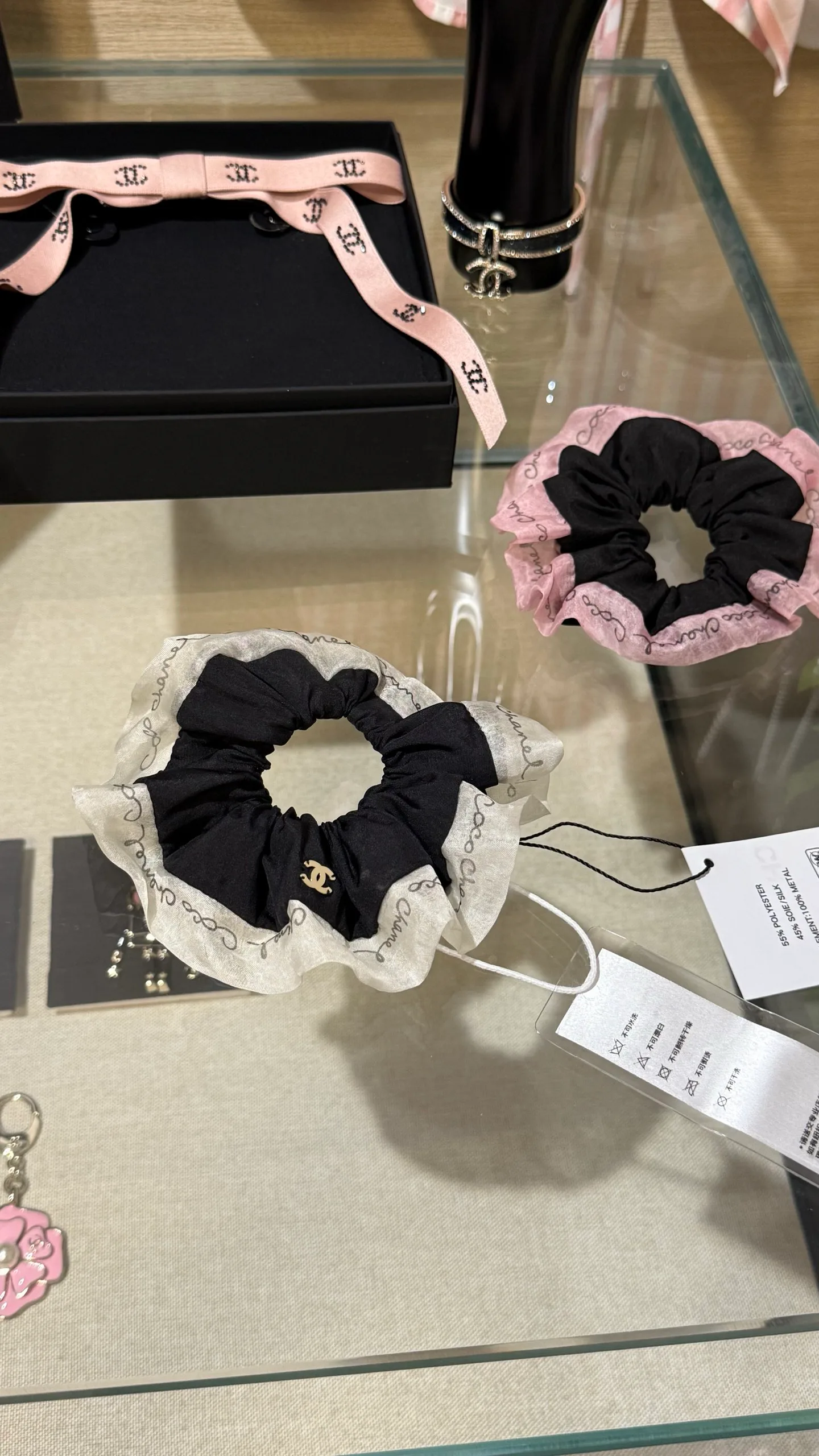 Платки Chanel 203819