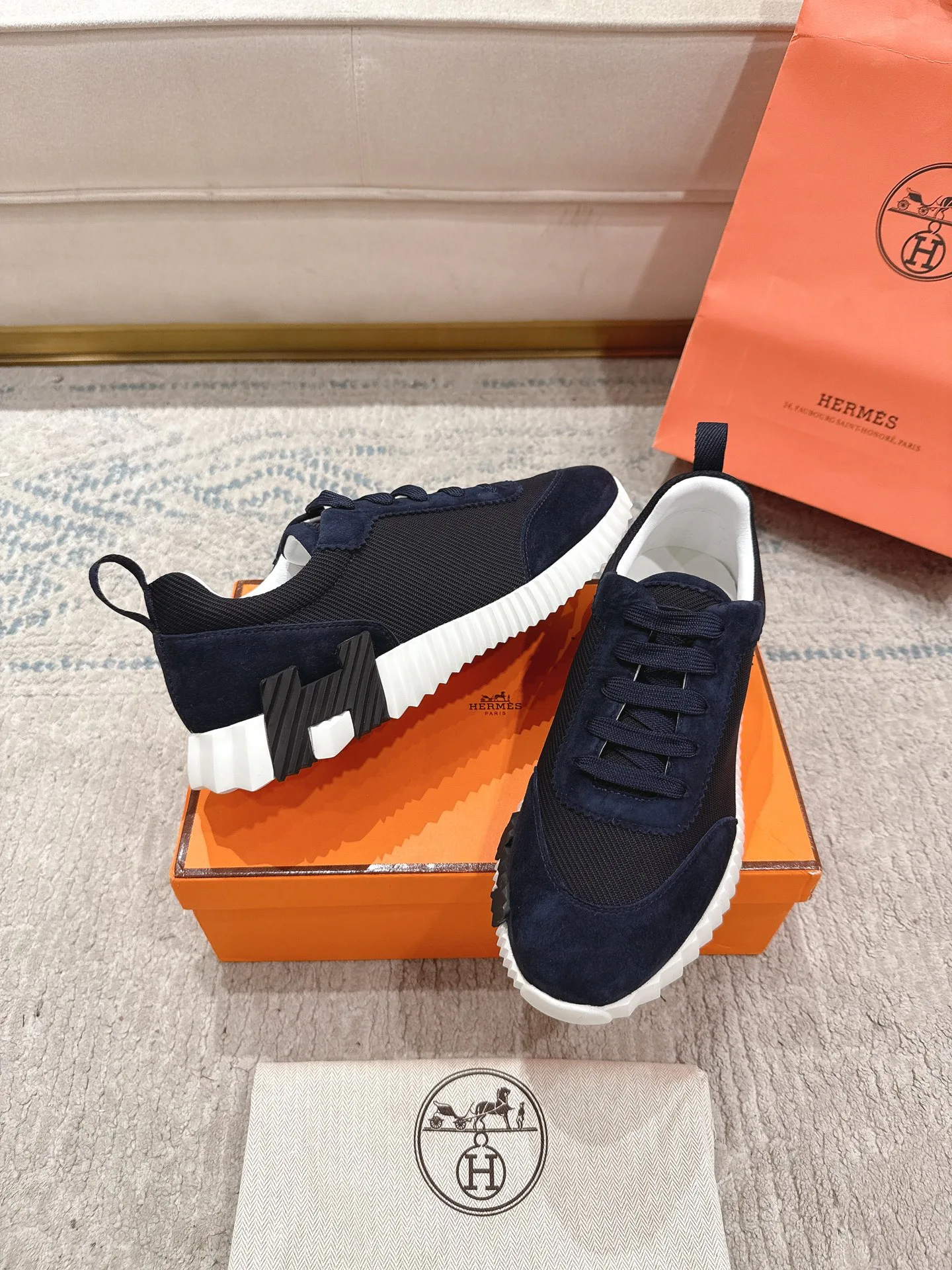 Кроссовки Женские Hermes 11738664
