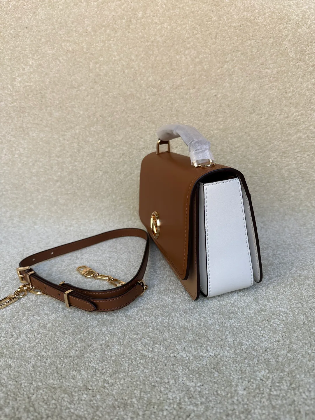 Сумки На Ремне Женские Michael Kors 16295