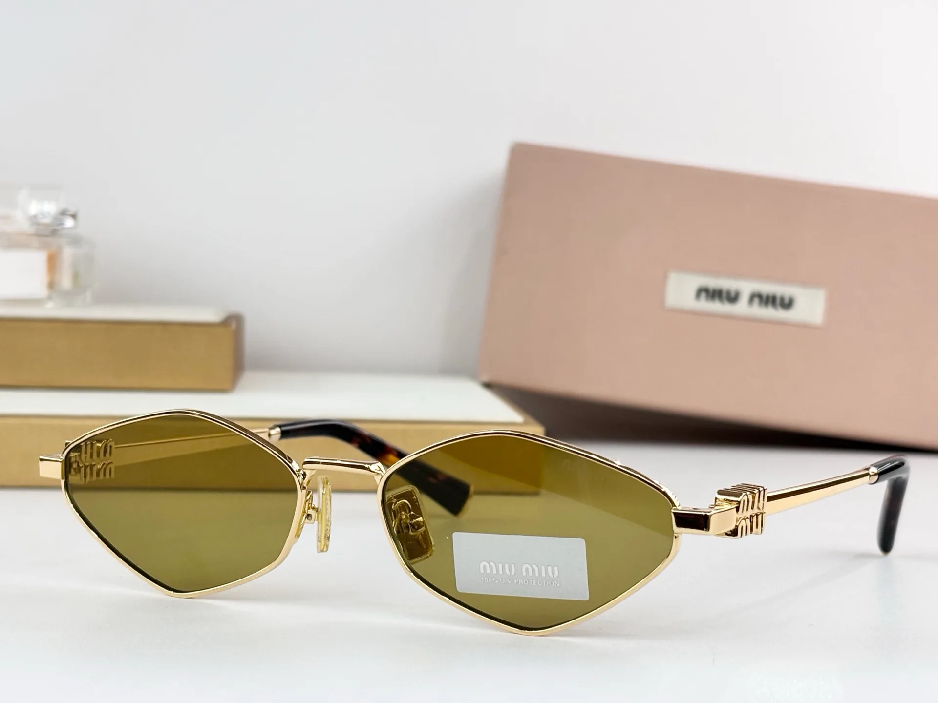 Очки Miu Miu 13434263