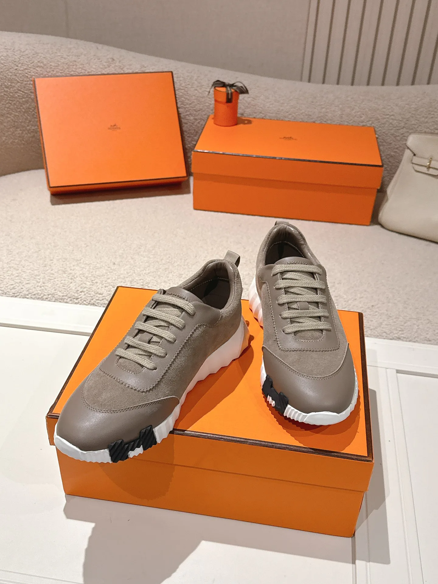 Кроссовки Женские Hermes 2380933