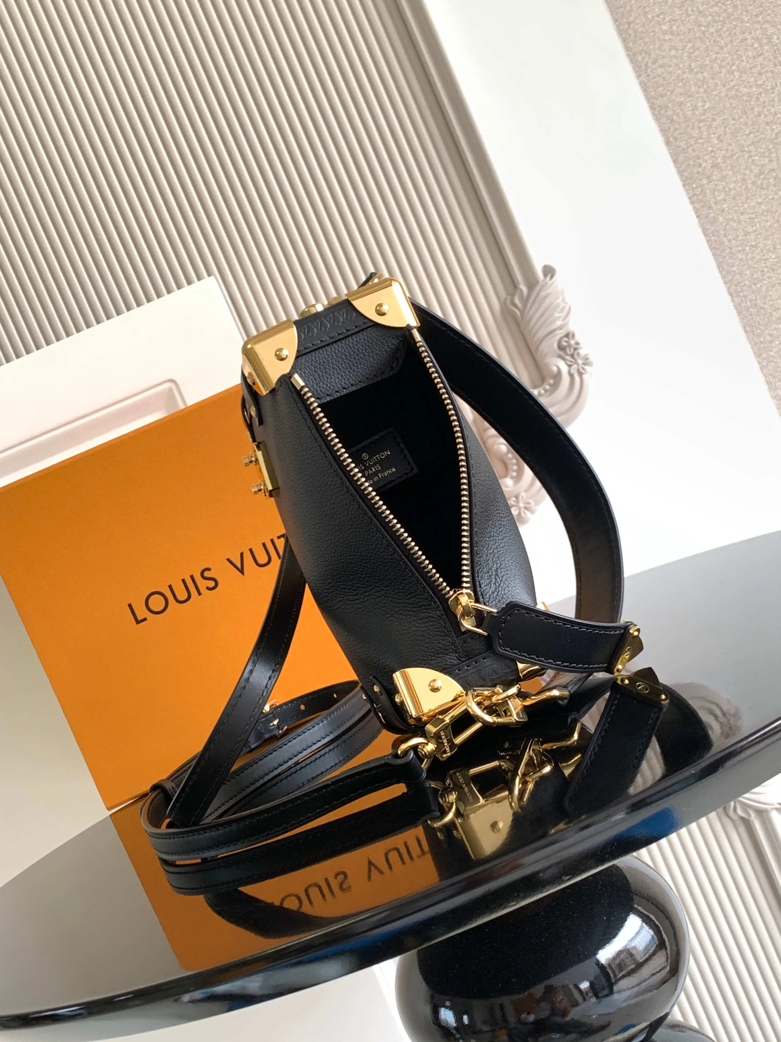 Сумки На Ремне Женские Louis Vuitton 99569