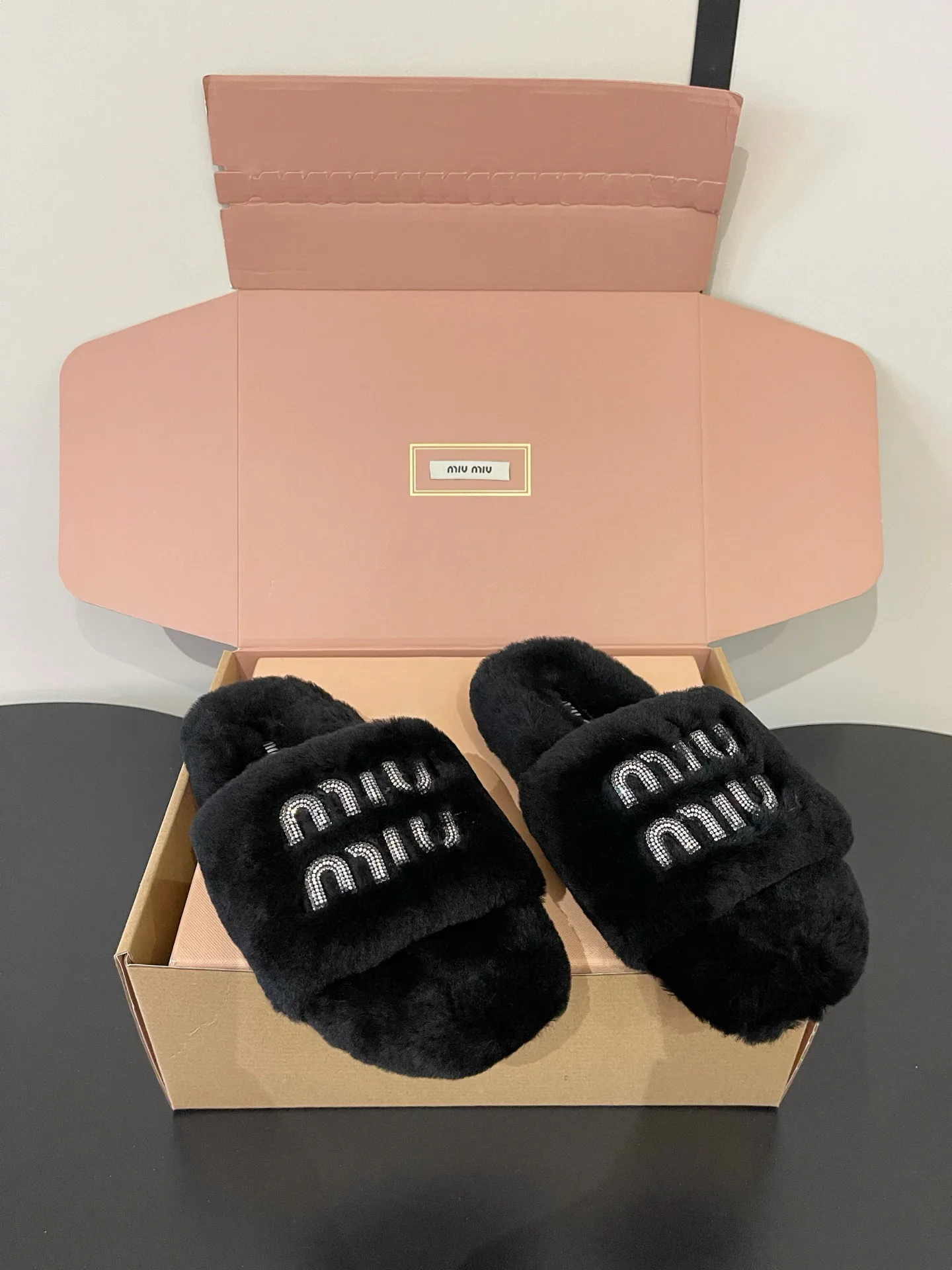 Тапочки Женские Miu Miu 18989484